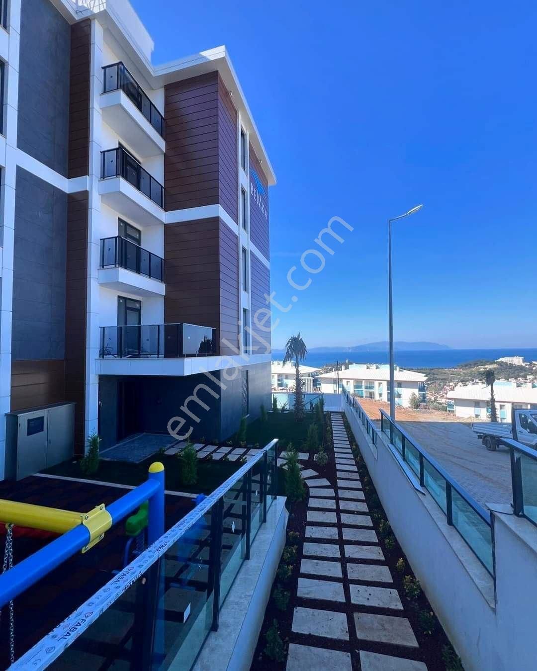 Kuşadasında Deniz Manzaralı Geniş Yeni Daireler - Görsel 35