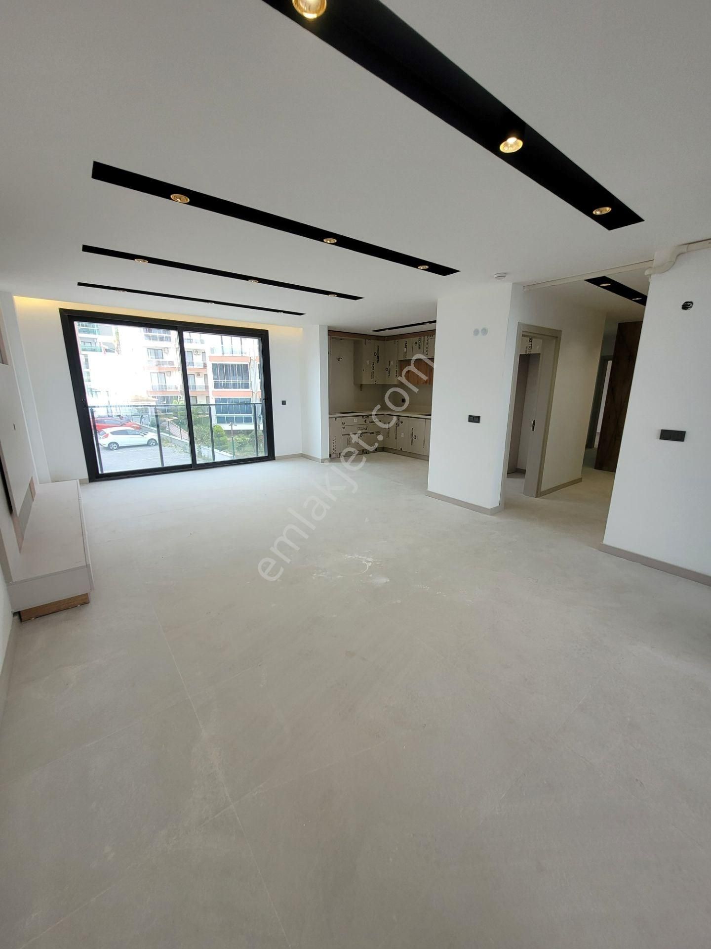 Kuşadasında Deniz Manzaralı Geniş Yeni Daireler - Görsel 14