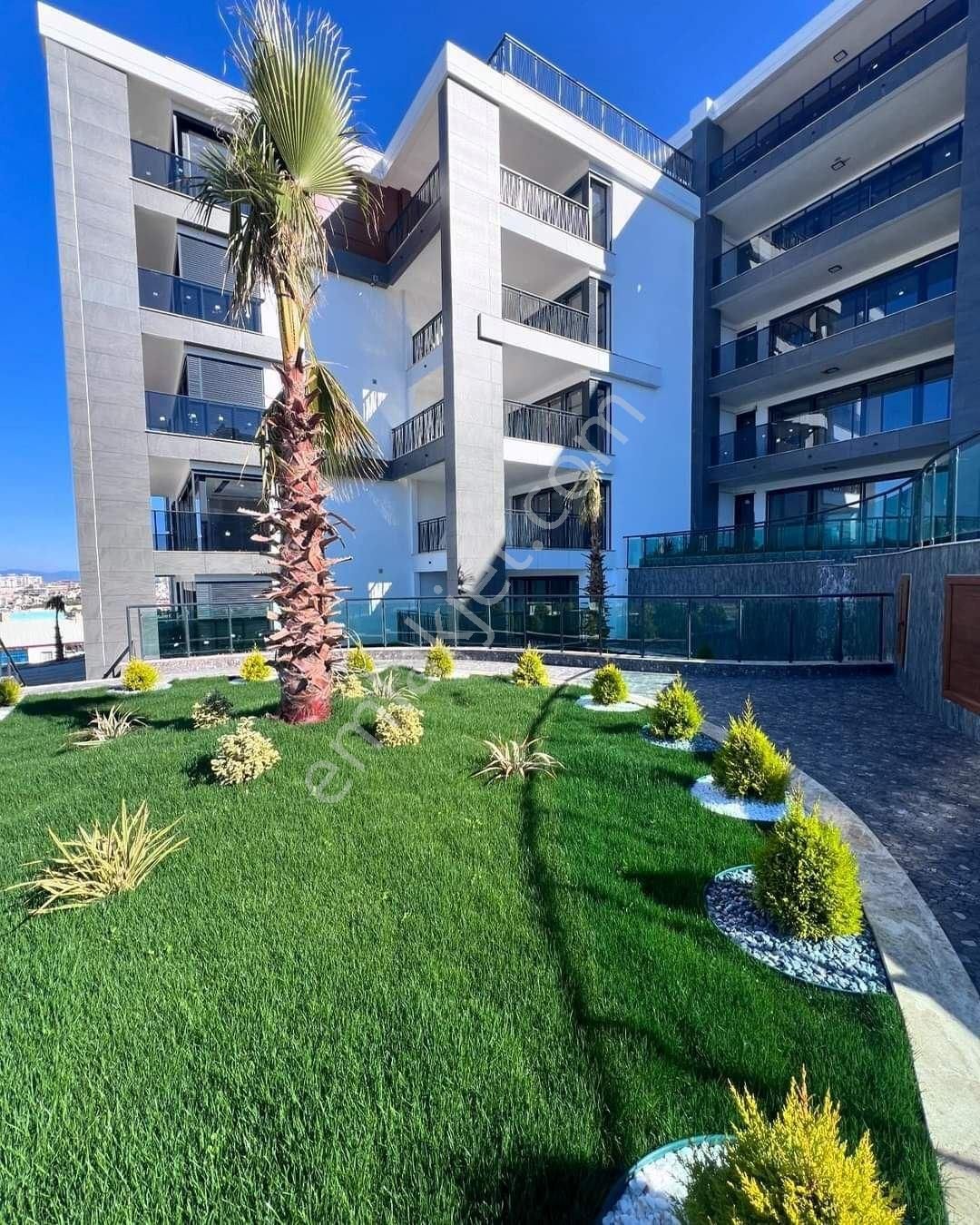 Kuşadasında Deniz Manzaralı Geniş Yeni Daireler - Görsel 3