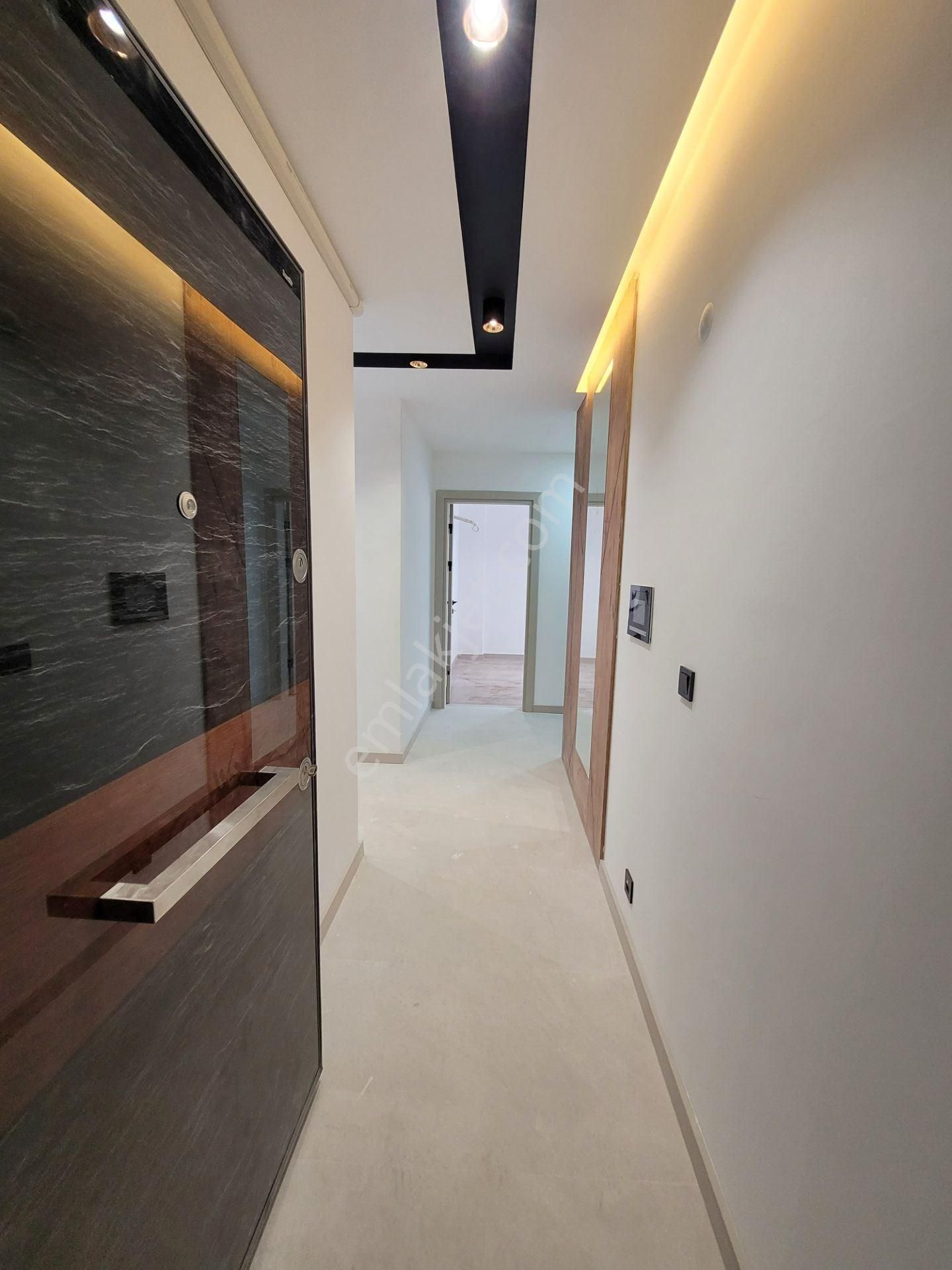 Kuşadasında Deniz Manzaralı Geniş Yeni Daireler - Görsel 15
