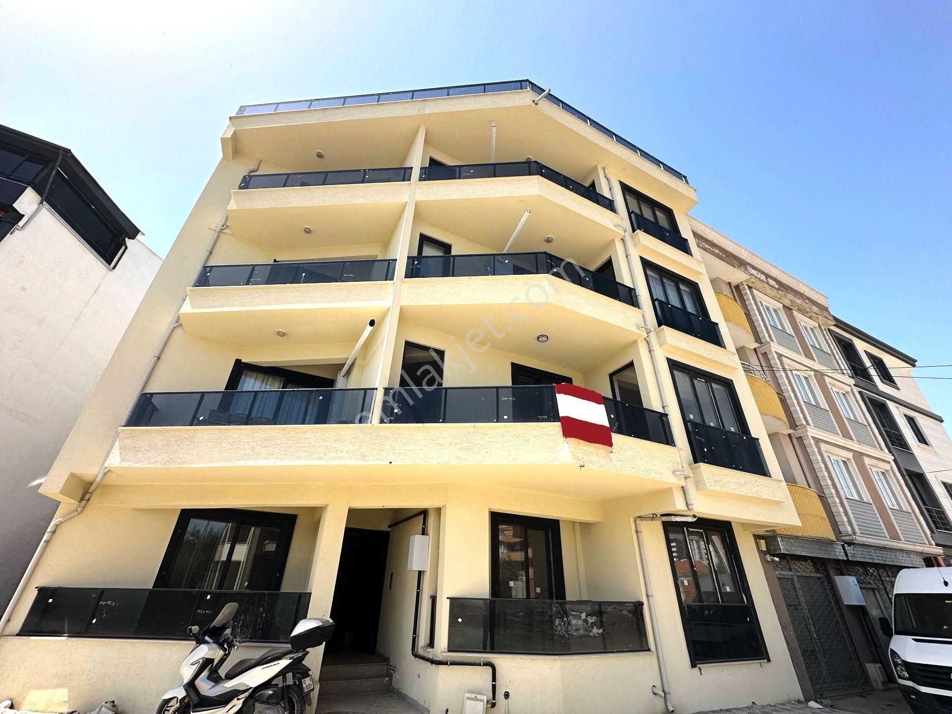 𝄞melodi'den Kadıköy'ün Sıfır En Uygun Fiyatına Satılık Doğalgazlı Asansörlü 2+1 Dairesi
