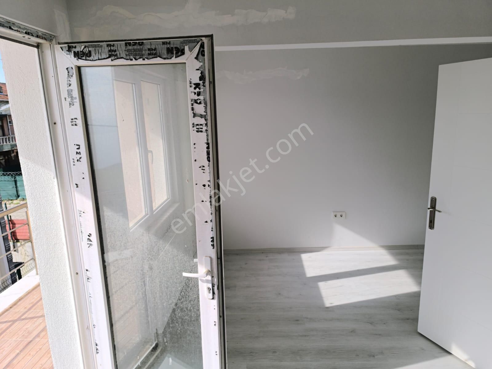 Silivri Cumhuriyet Mahallesinde Tripleks 3+1 Satılık Villa - Görsel 18