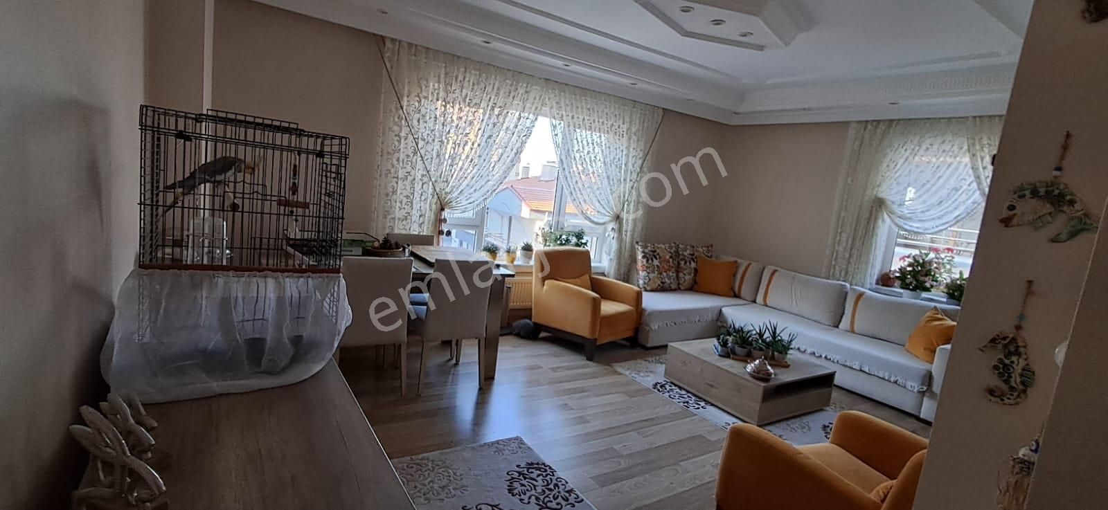 Çankaya İlker'de 3+1 İçi Yapılı Daire
