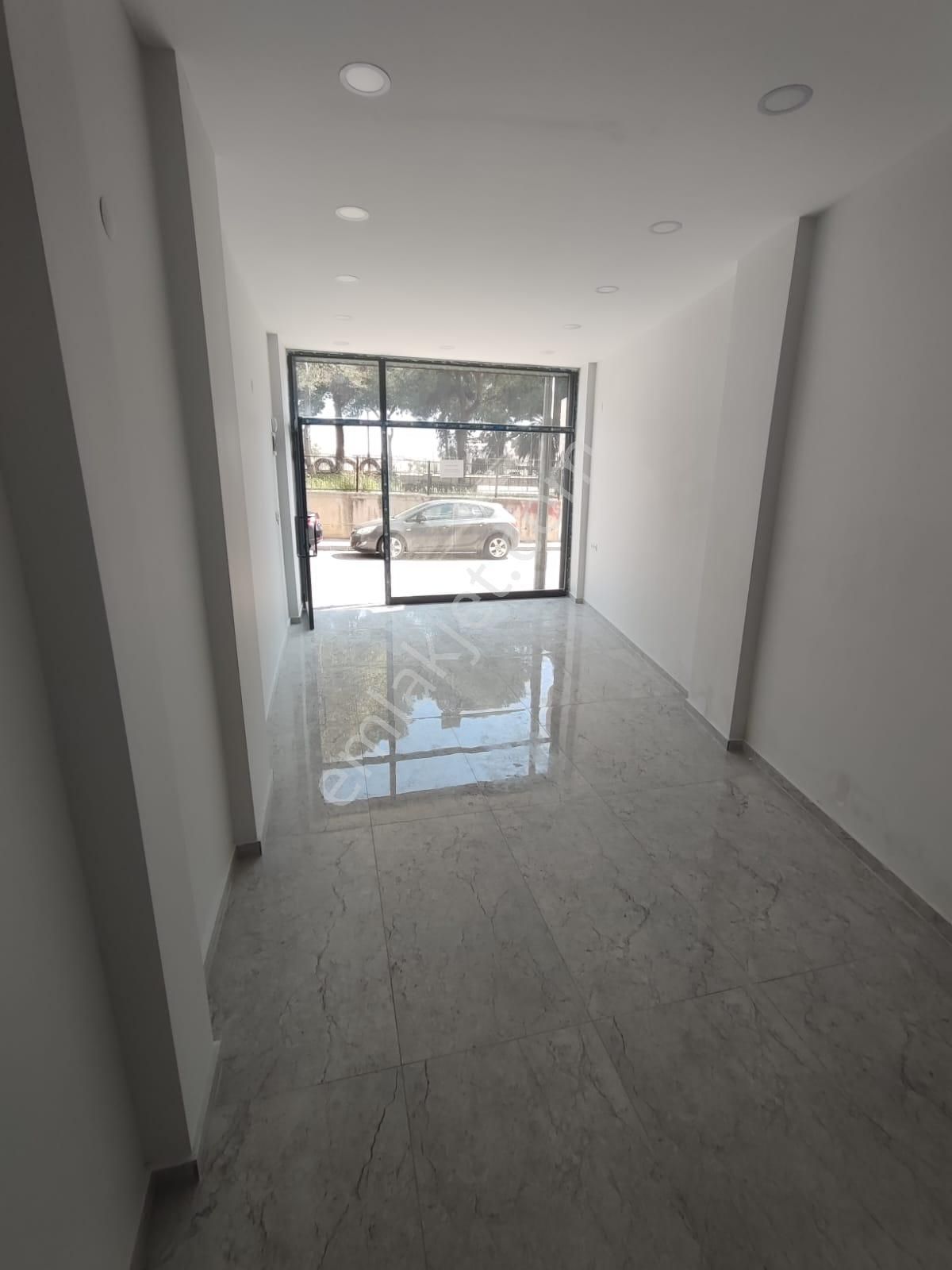 Yeni Mahalle Referans Hastanesi Mevki Sıfır Tadilatlı Kiralık Dükkan