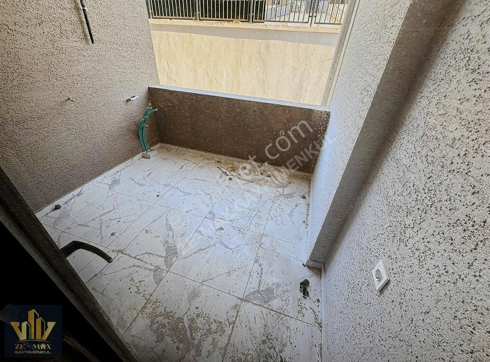 Ze-max^tan Tepe Bölgesinde K.otopark Sıfır 2+1 Satılık Daire - Görsel 12