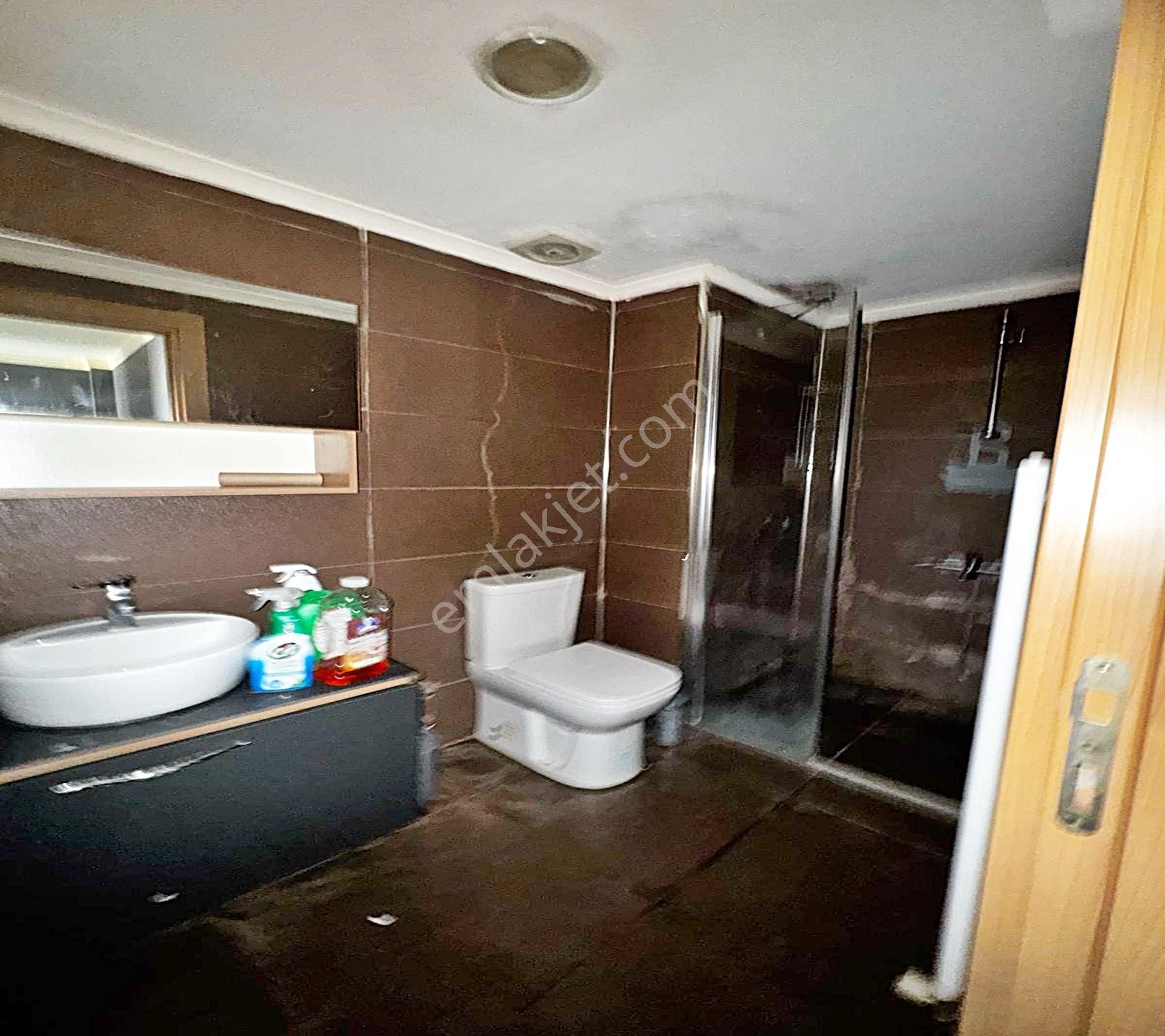 Metrobüsün Dibinde 2+1 İskanlı Sorunsuz Temiz Geniş Satılık Daire - Görsel 4