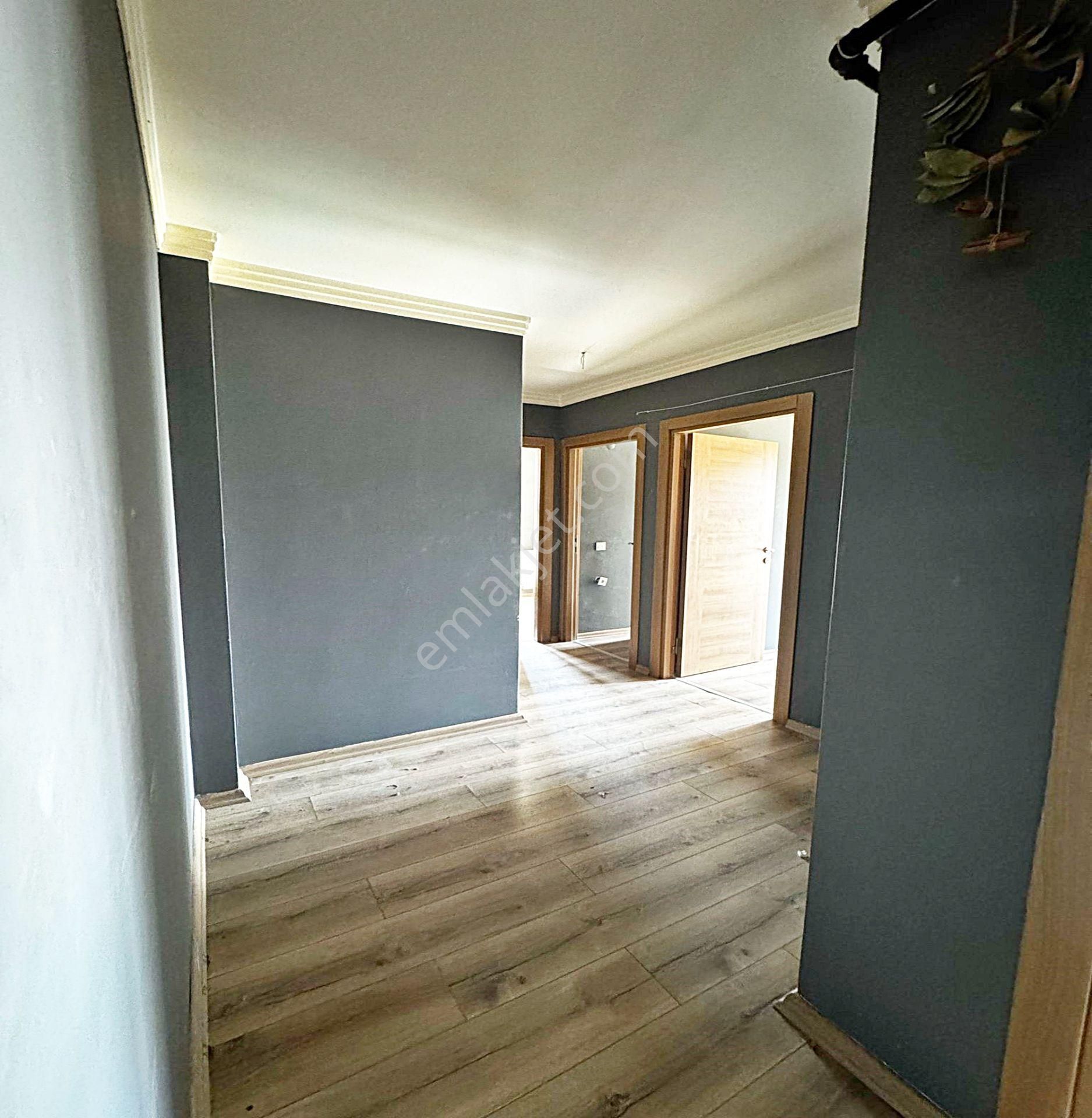 Metrobüsün Dibinde 2+1 İskanlı Sorunsuz Temiz Geniş Satılık Daire - Görsel 6