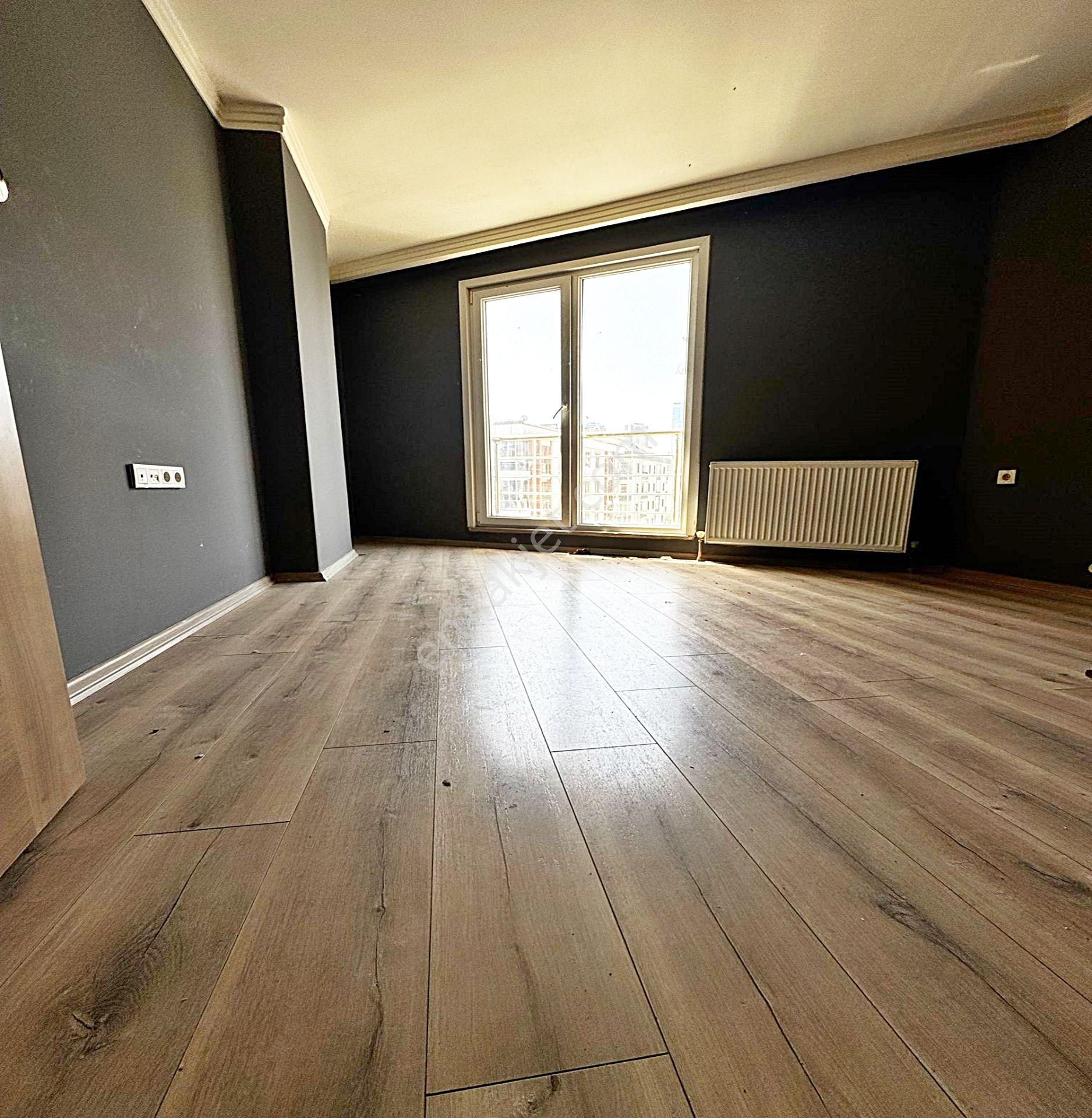 Metrobüsün Dibinde 2+1 İskanlı Sorunsuz Temiz Geniş Satılık Daire - Görsel 16