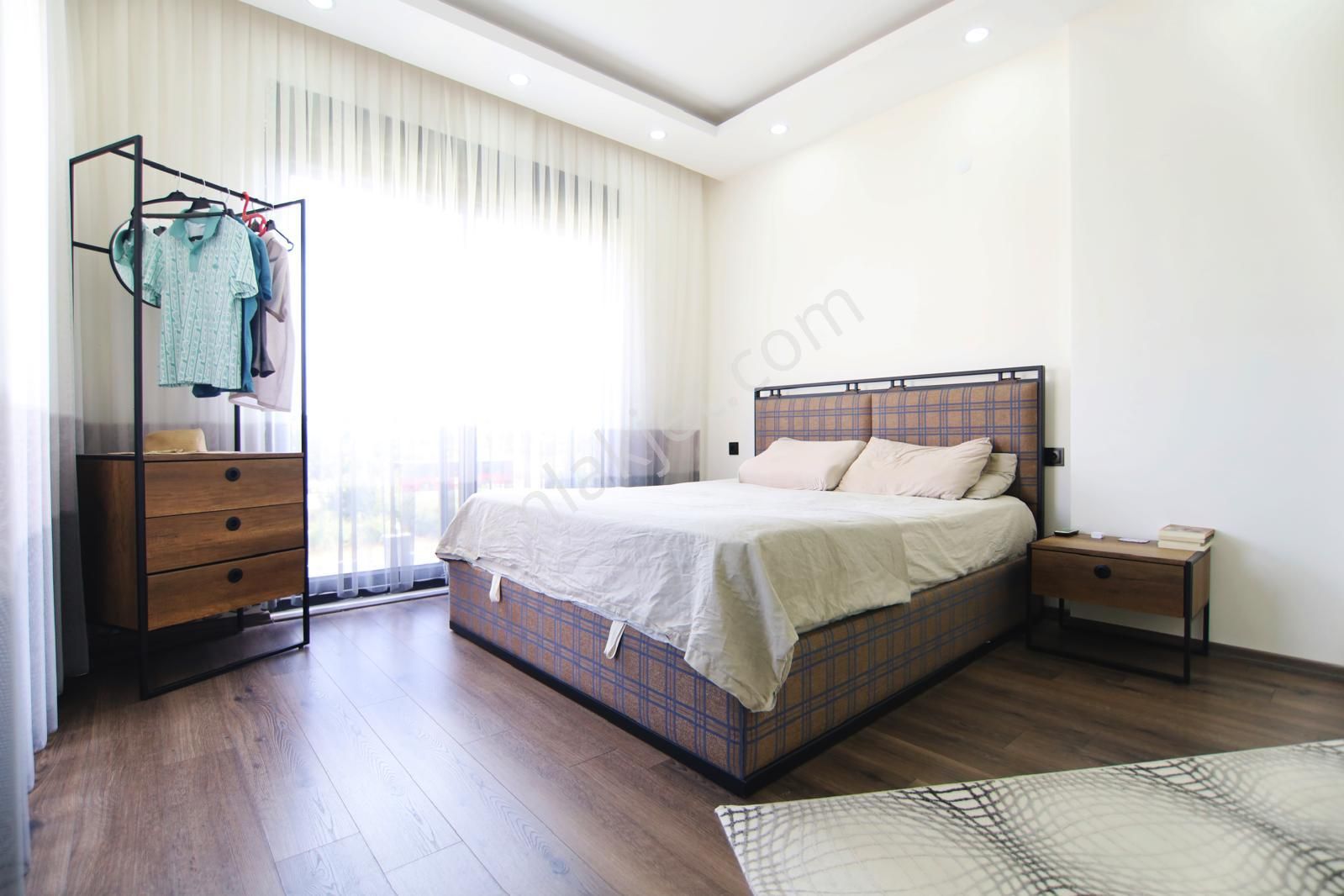 Nuray Ayhan'dan Yeşilbayırda Satılık Lüks Müstakil Tripleks Havuzlu Villa - Görsel 12