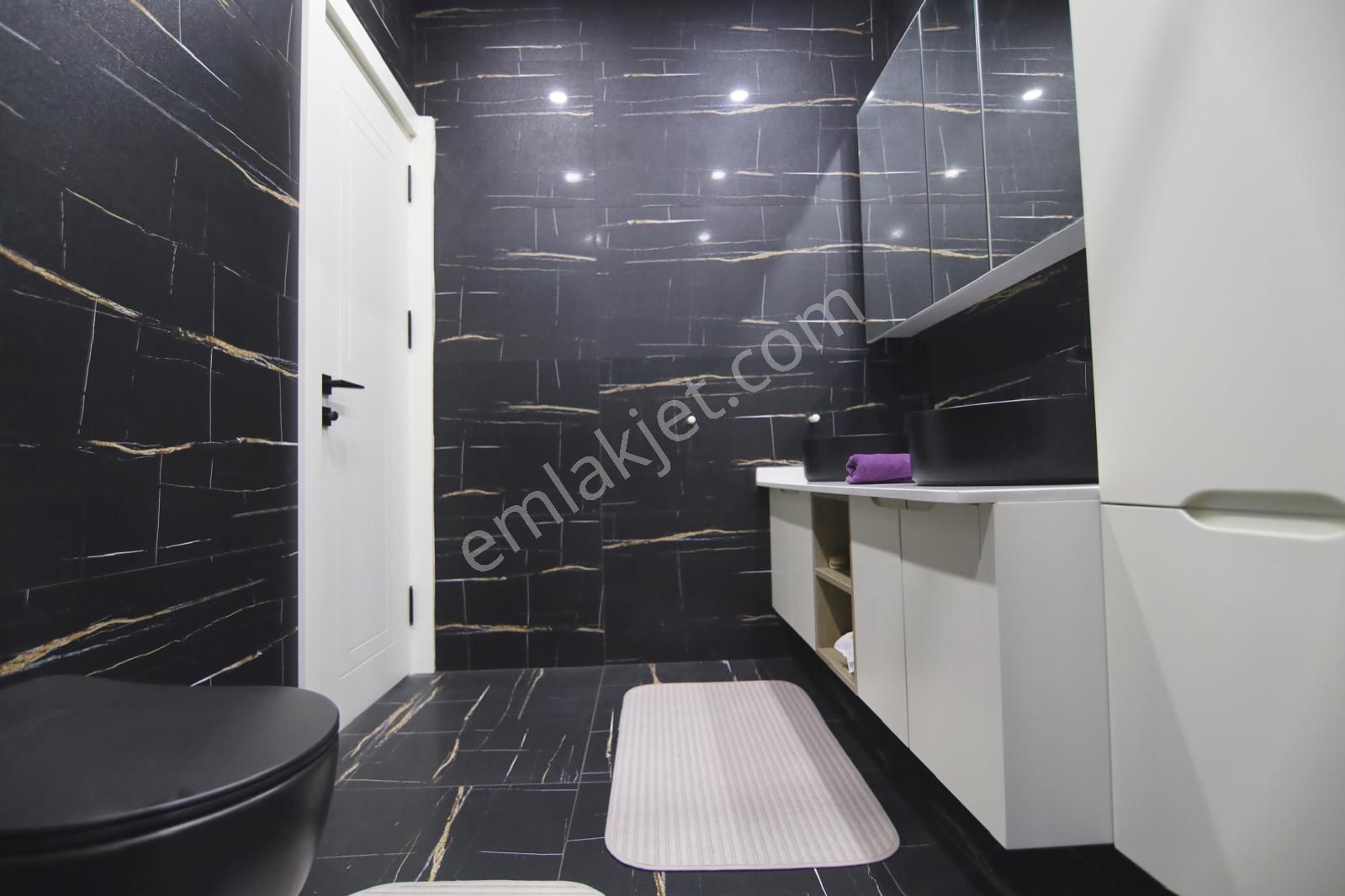 Nuray Ayhan'dan Yeşilbayırda Satılık Lüks Müstakil Tripleks Havuzlu Villa - Görsel 33