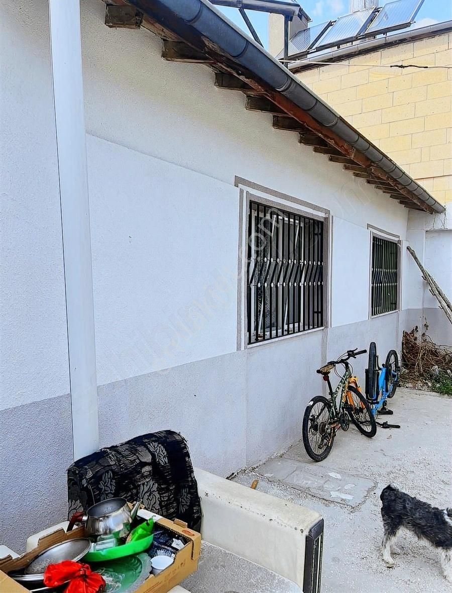 Ürgüp Bahçelievler İçi Komple Yapılı Satılık Müstakil Afat Evi