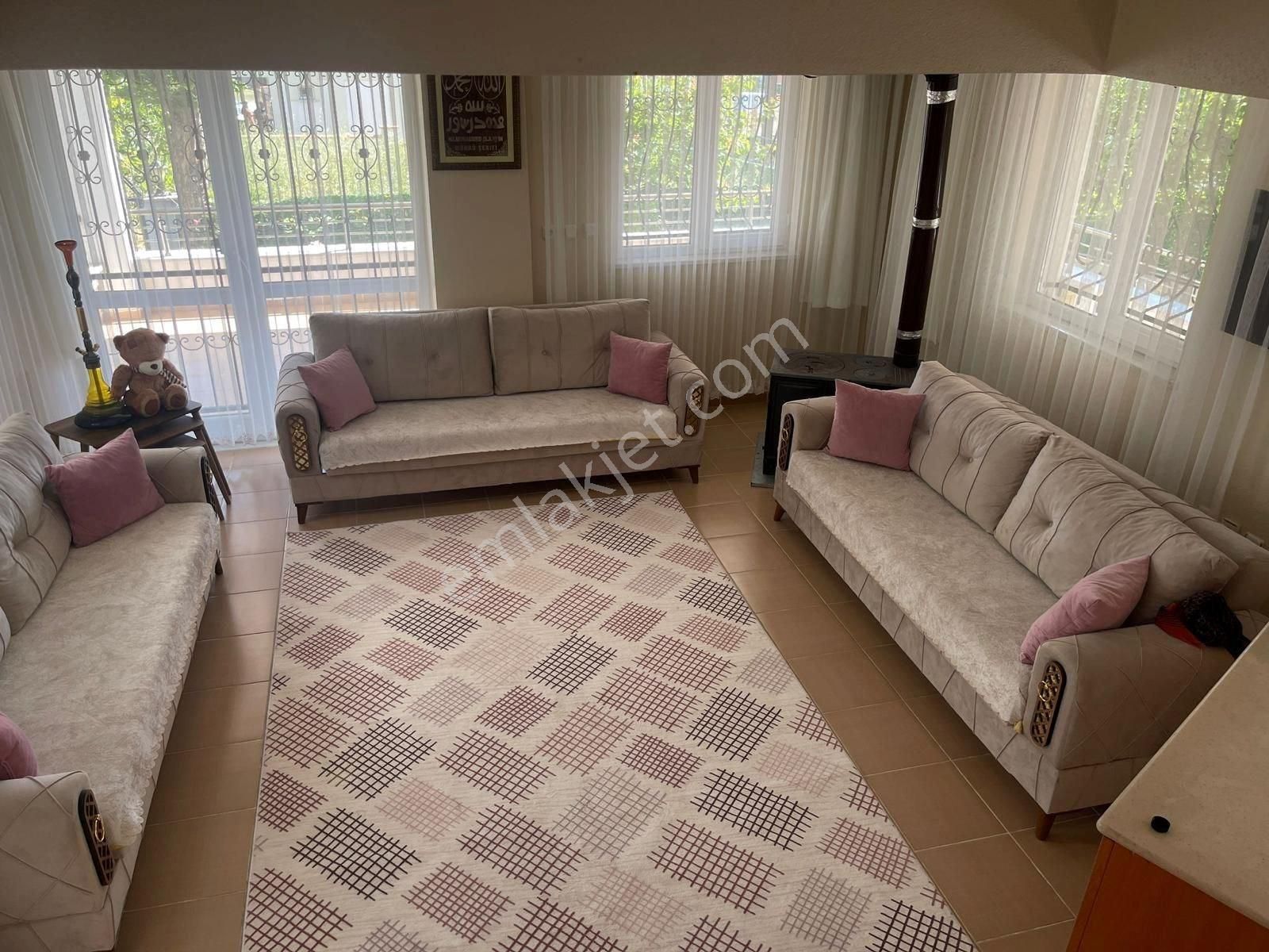 Tekirdağ Marmaraereğlisi Çeşmeli Mah. Satılık 5+1 Havuzlu Villa