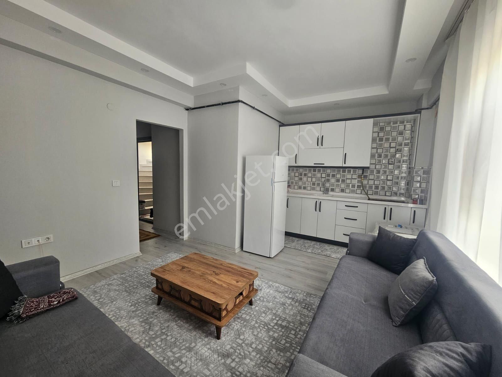 Elfi Den Sütlüce Mahallesinde Eşyalı Kiralık 1+1 Daire