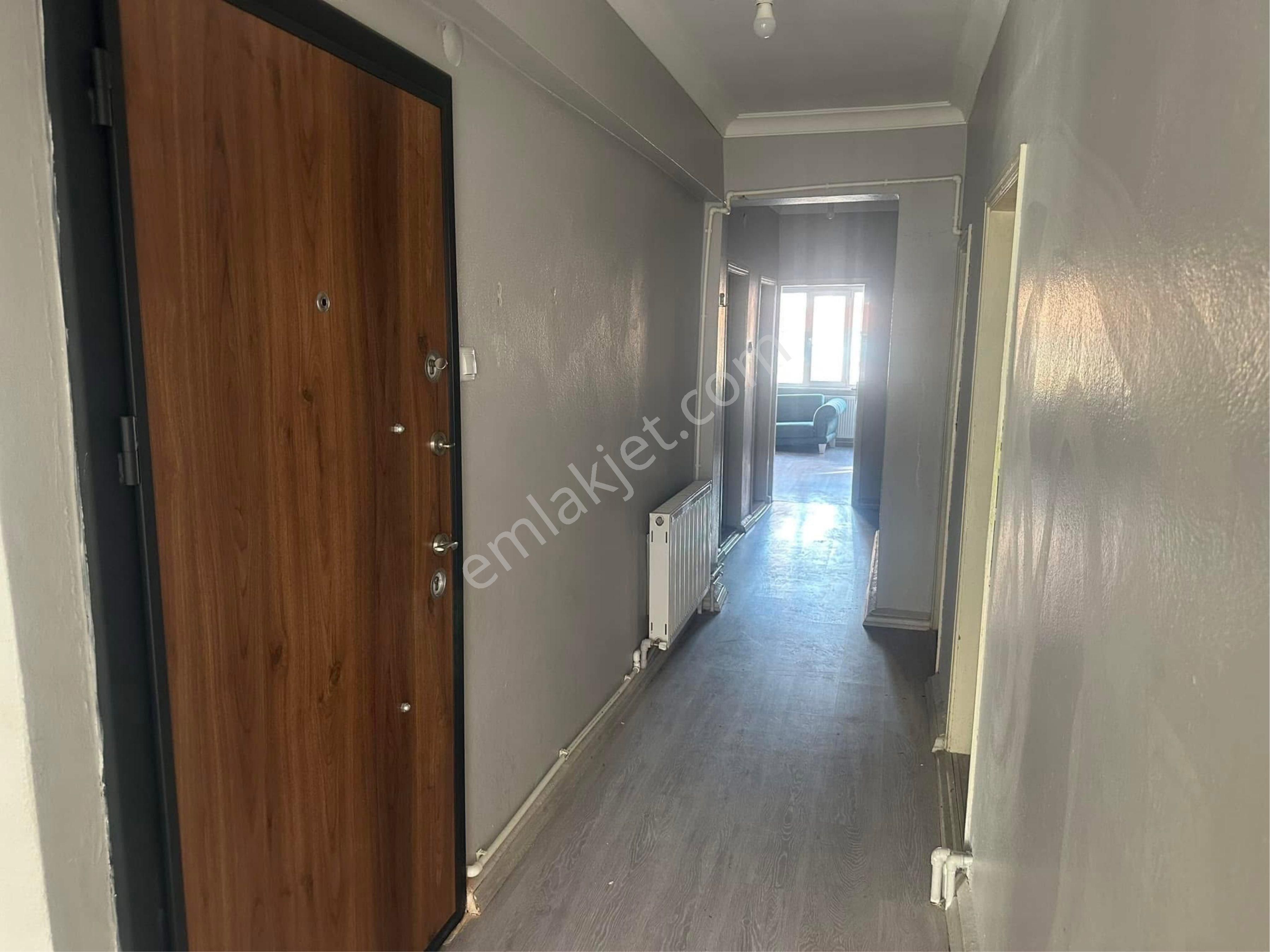 Gemlik Çarşı Merkezde Satılık 3+1 Daire - Görsel 7