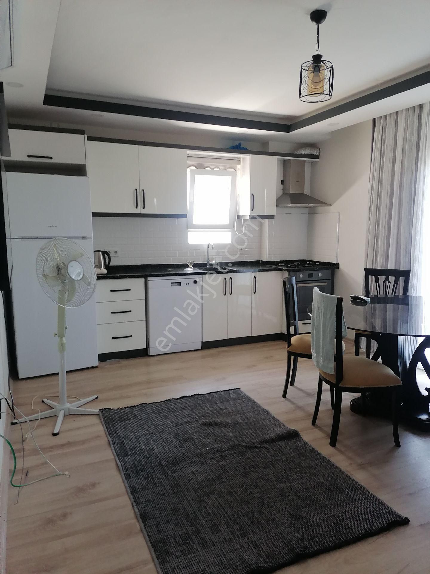 Bodrum Mumcularda Kiralık Eşyalı 1+1 Daire
