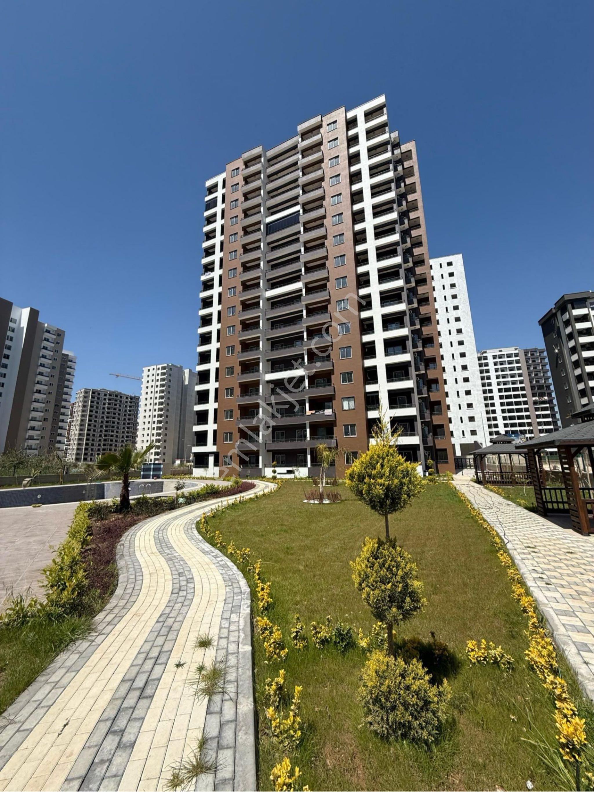 Mersin/erdemli/arpaçbahşiş'te Site İçerisinde Havuzlu Satılık 1+1 Yazlık/daire