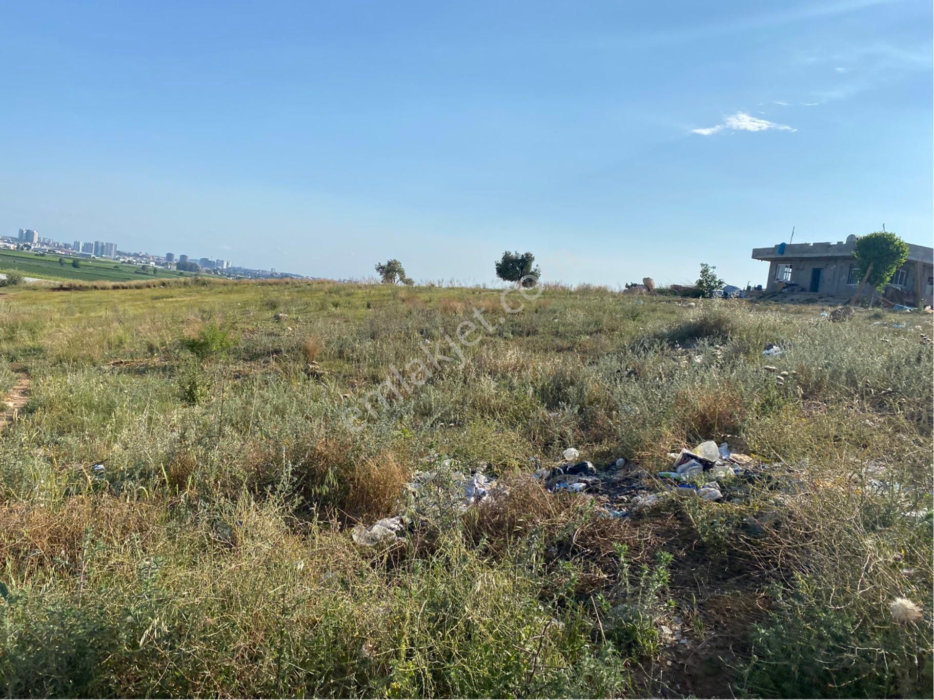 Akgedik Mahallesinde Bulunan Arsamız Satılıktır
