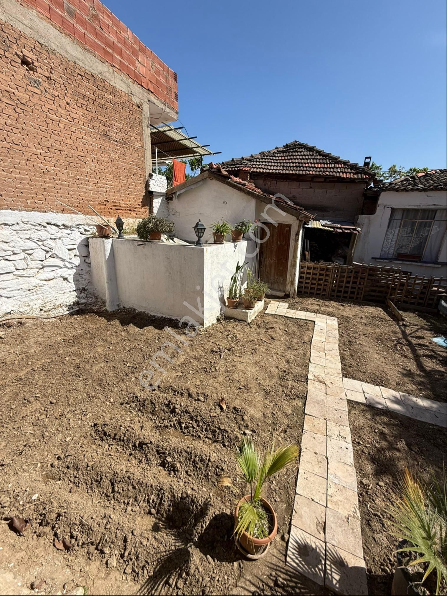 Satılık Müstakil Ev - Görsel 2