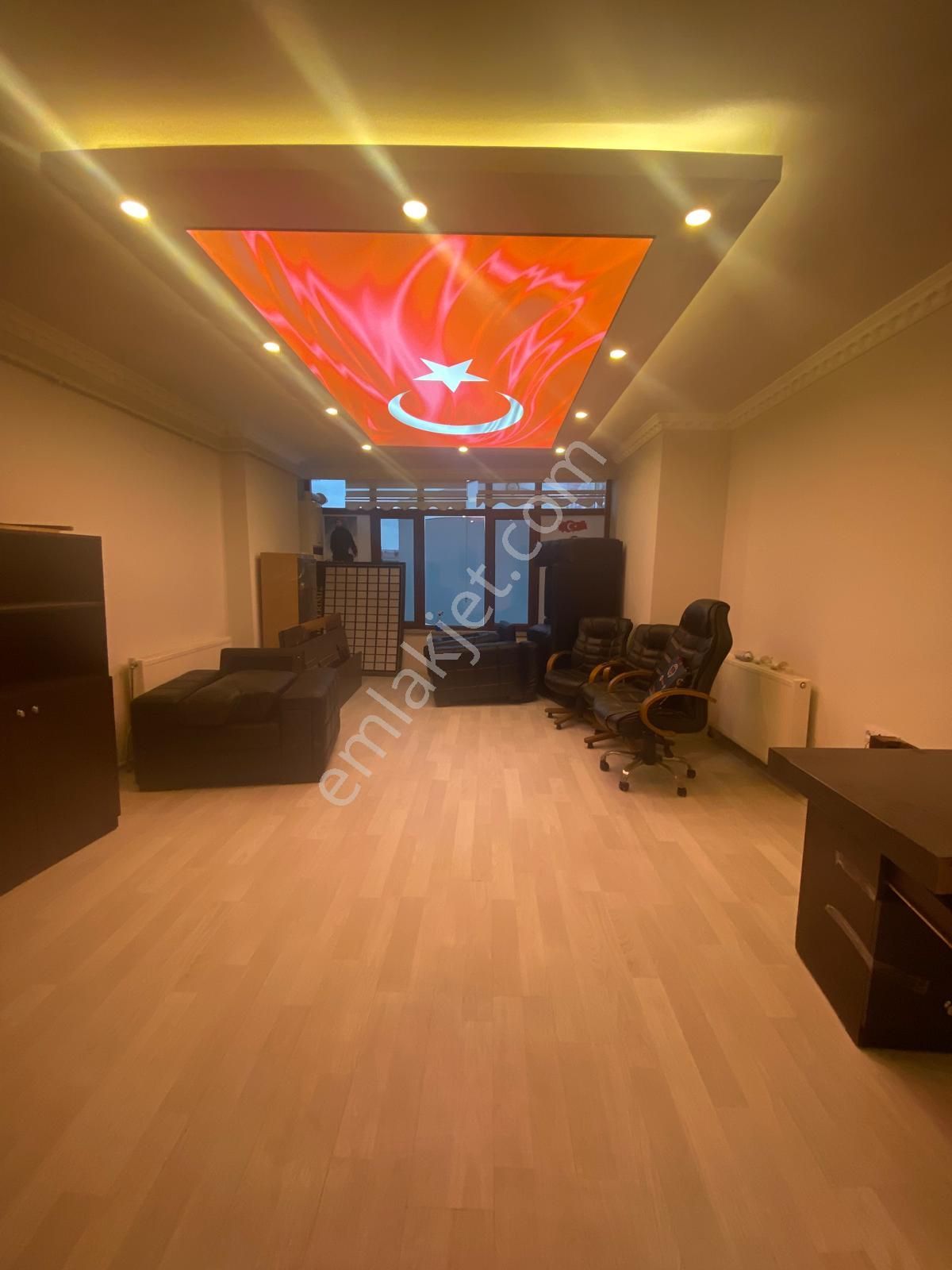 Van İpekyolu Bahçıvan Mahallesinde Satılık 1+1 Ofis