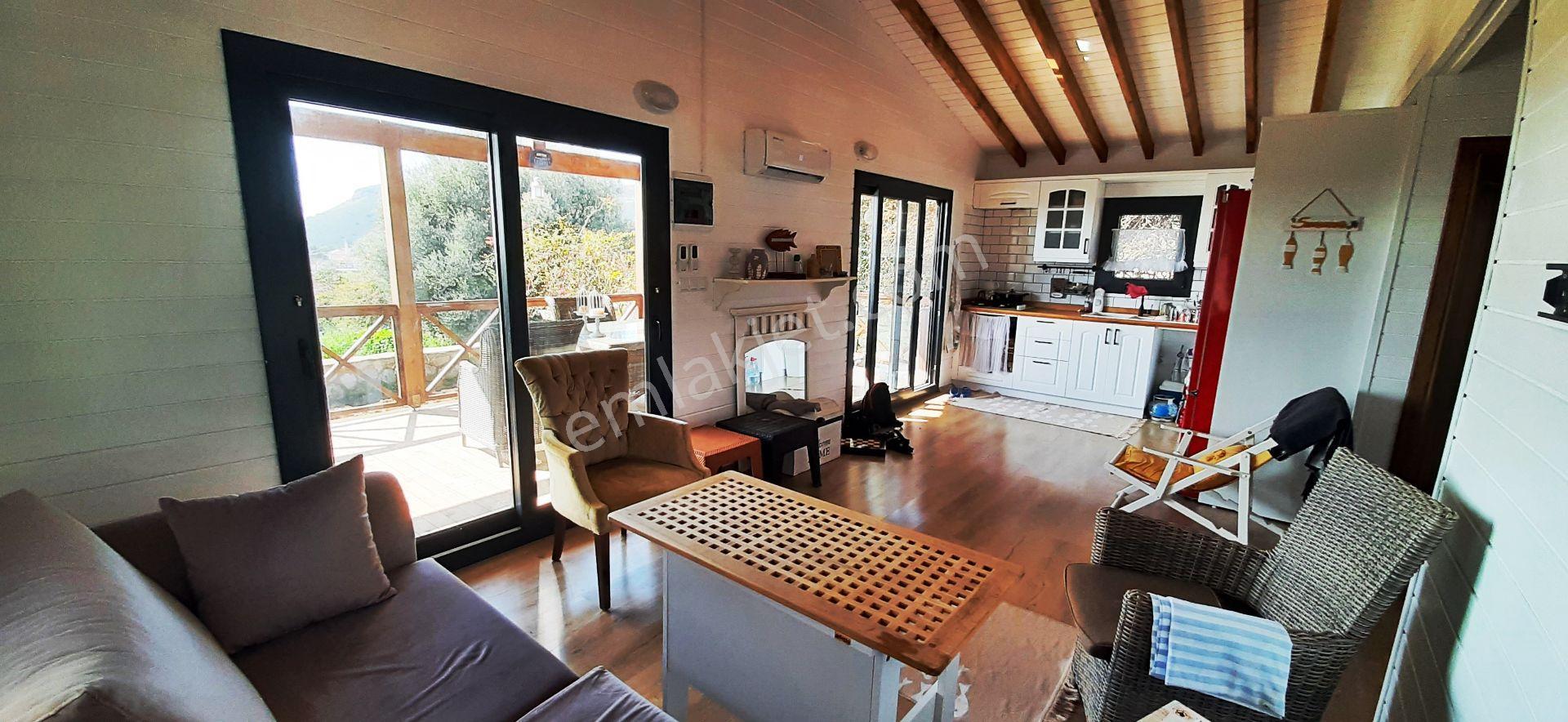 Datça Palamutbükü 'nde Kiralık 2+1 Eşyalı Deniz Ve Ada Manzaralı Ev - Görsel 6