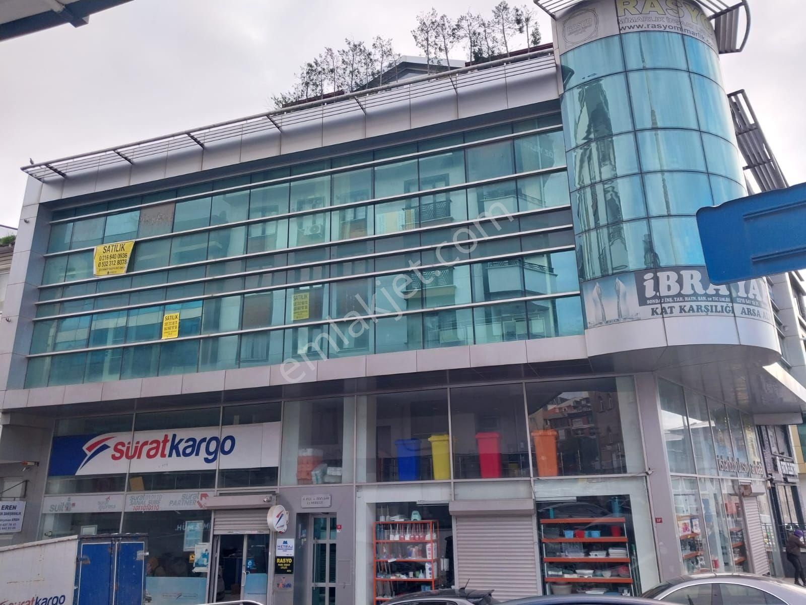 Çekmeköy Kaymakamlık Yakını Arakat Mülkiyetli 100m2 Ofis/büro