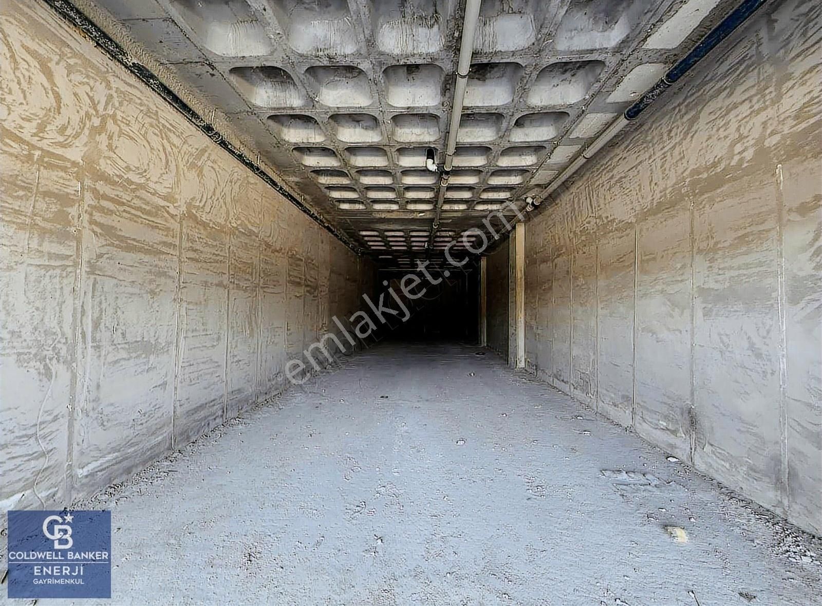 Brand Atakent Kiralık Net 225 M2 Dükkan & Mağaza Ana Cadde Üzeri - Görsel 5