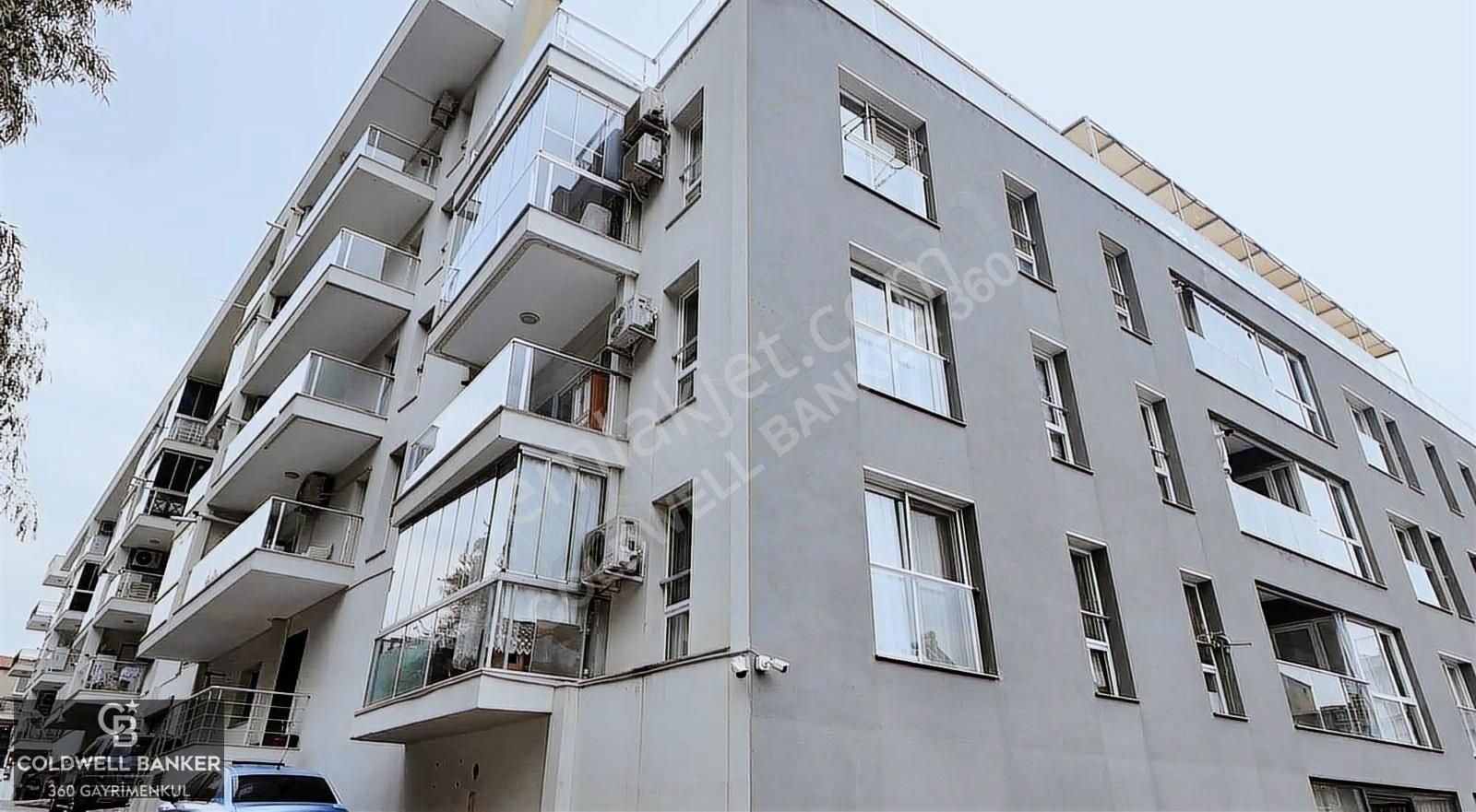 Bayraklı Genç Plazada 3+1 Dubleks Satılık Daire