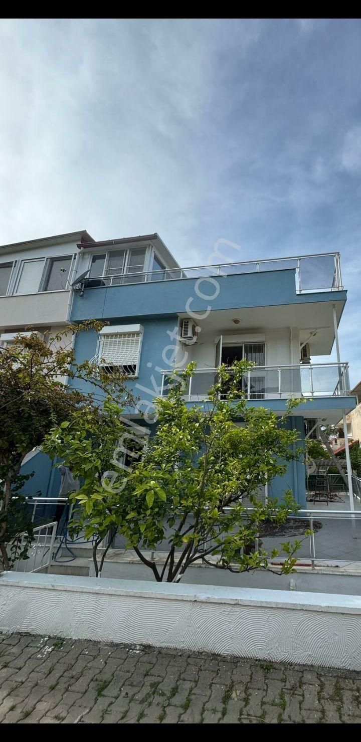 Tombul Emlaktan Kuşadası Güzelçamlıkta 5+1 Tripleks Satılık Daire - Görsel 11