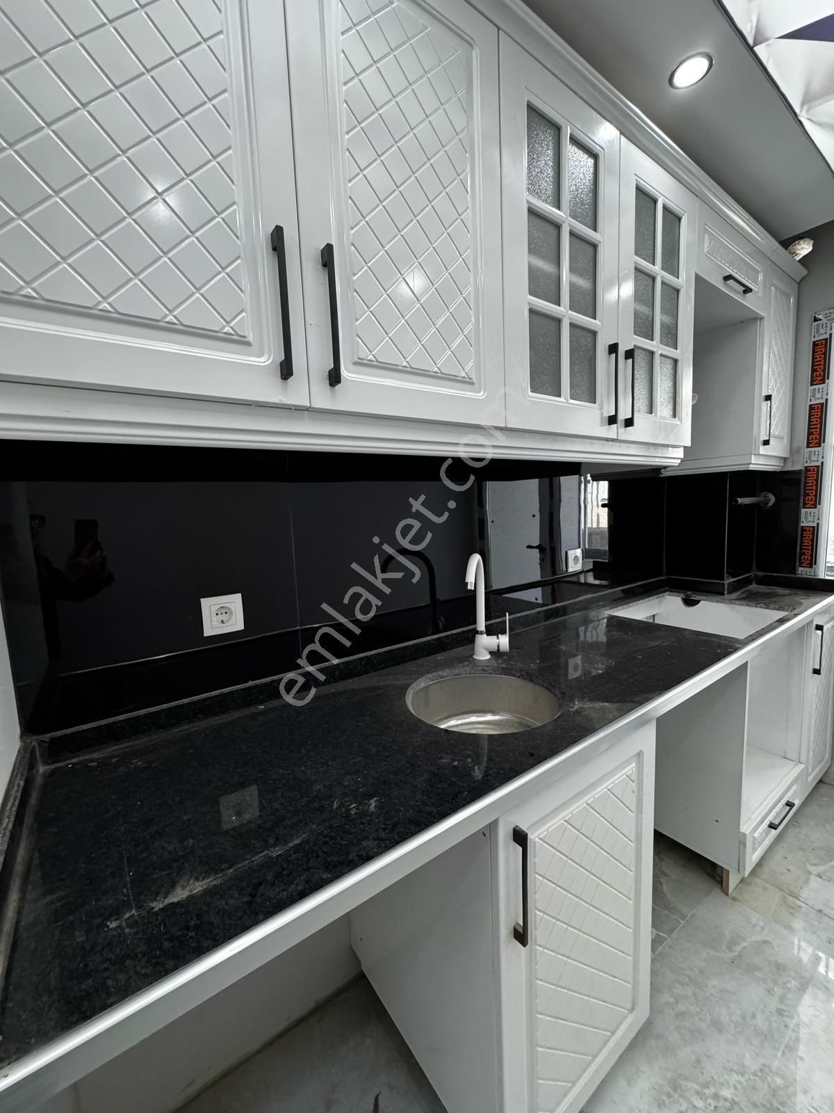 Güzelyurt Metrobüse 5 Dk 2+1 100 M2 Sıfır İçi Yapılı Satılık Daire - Görsel 34