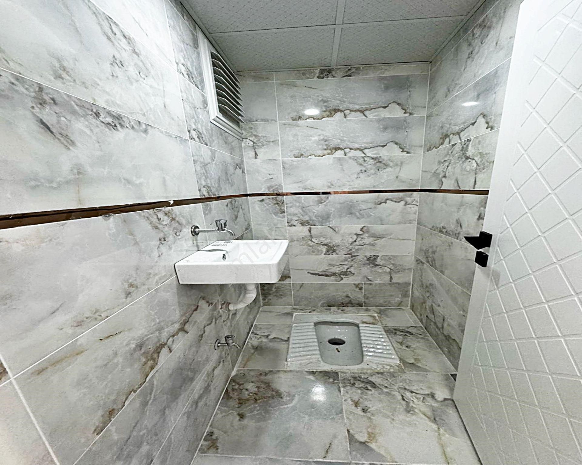 Güzelyurt Metrobüse 5 Dk 2+1 100 M2 Sıfır İçi Yapılı Satılık Daire - Görsel 16