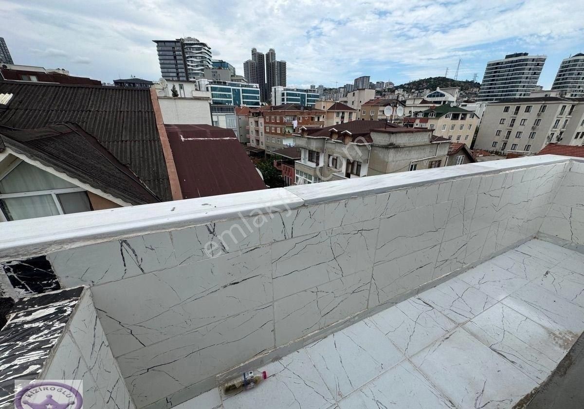 Metroya Yakın Kapalı Açık Otoparklı Asansörlü Balkonlu Aynı Binada 2 Dublex Daire - Görsel 21