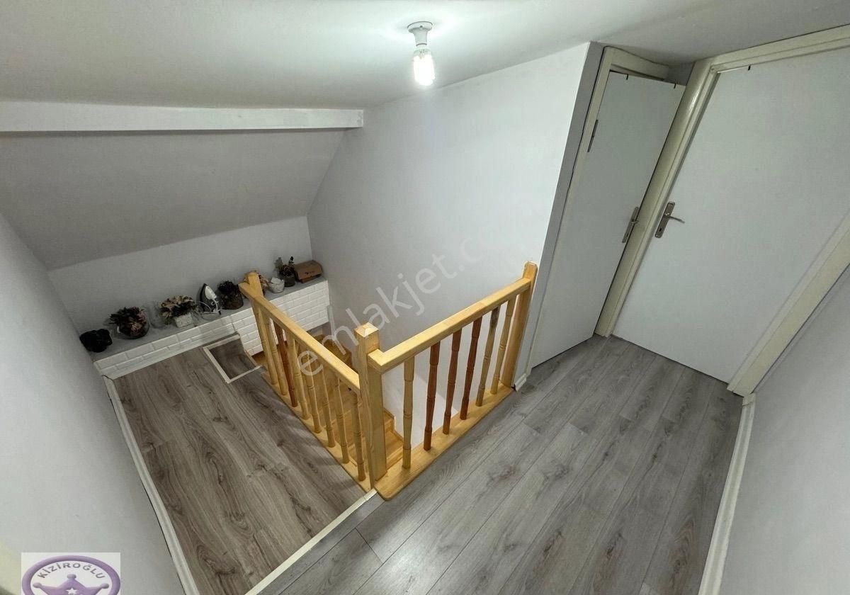 Metroya Yakın Kapalı Açık Otoparklı Asansörlü Balkonlu Aynı Binada 2 Dublex Daire - Görsel 24