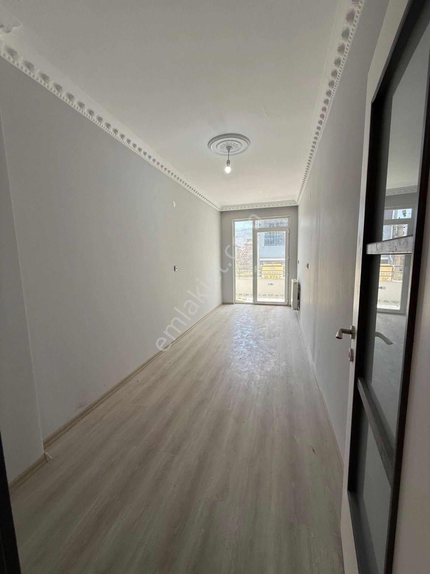 Öz Gaye Emlaktan Develi Çarşı Merkezde Satılık Sıfır Daire - Görsel 4