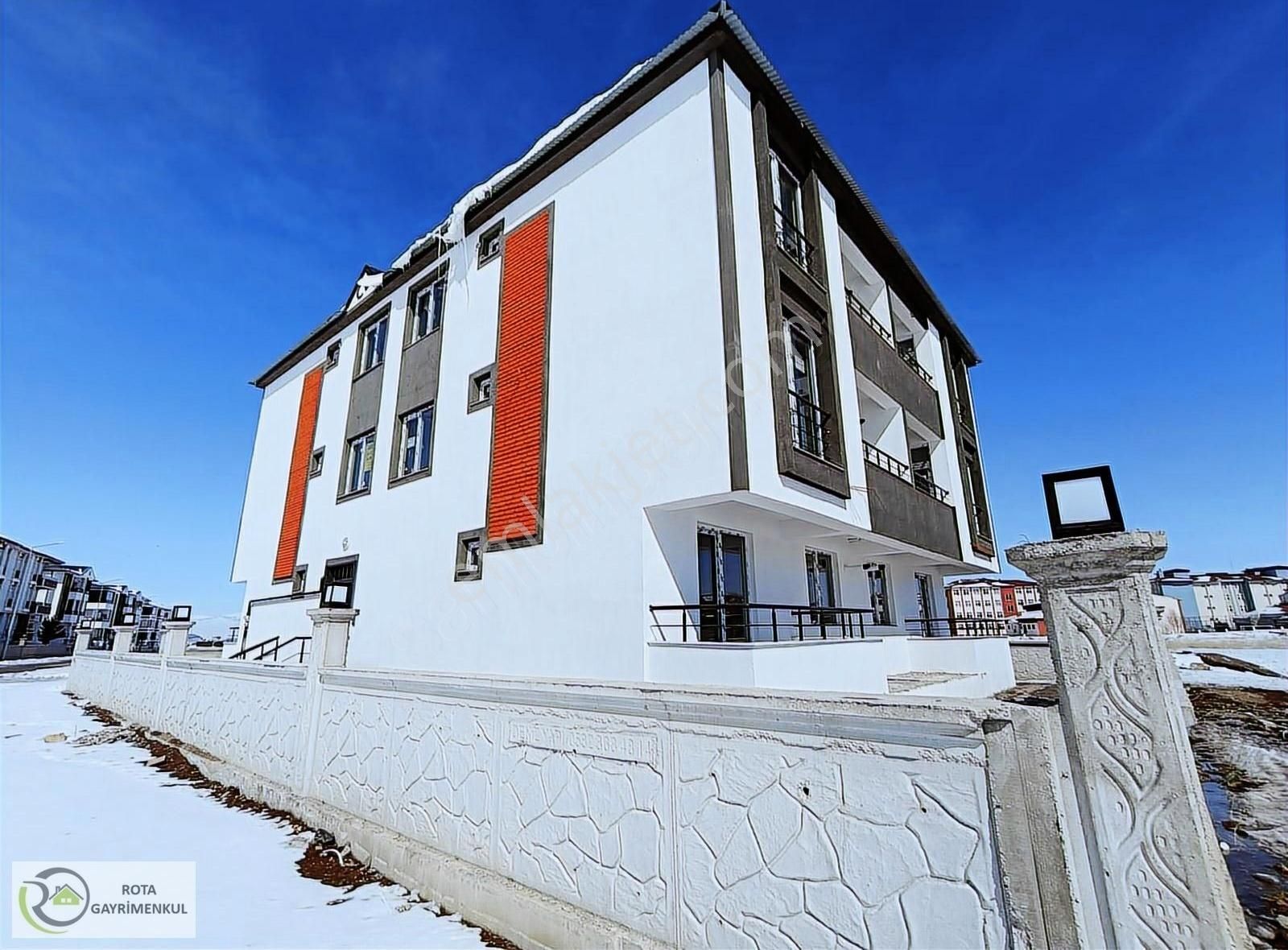 Rota Gm'den Dadaşkent'de Sıfır Satılık 1+1 Daire