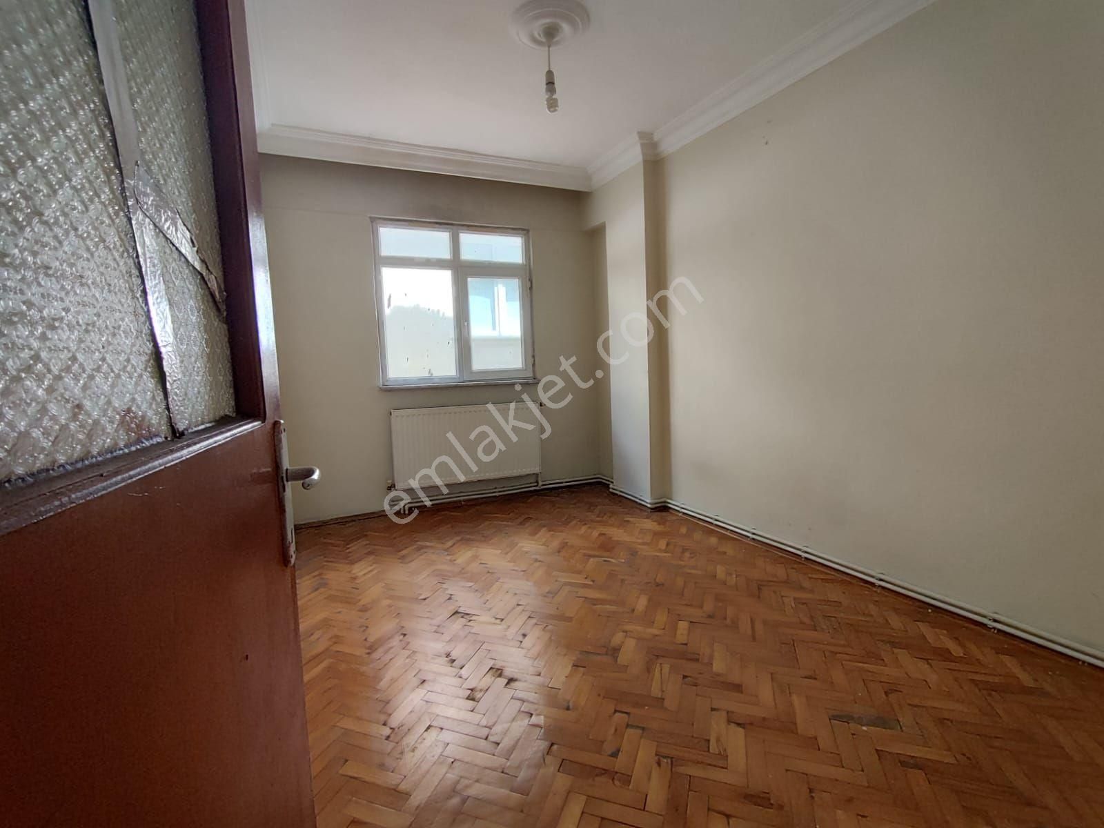 İstanbul Bahçelievler Şirinevler 2+1 Kiralık Daire