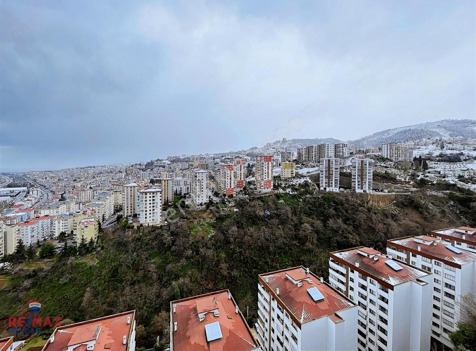 Beşirli Mahallesi Çınaraltı Sitesi Deniz Manzaralı Satılık 3+1