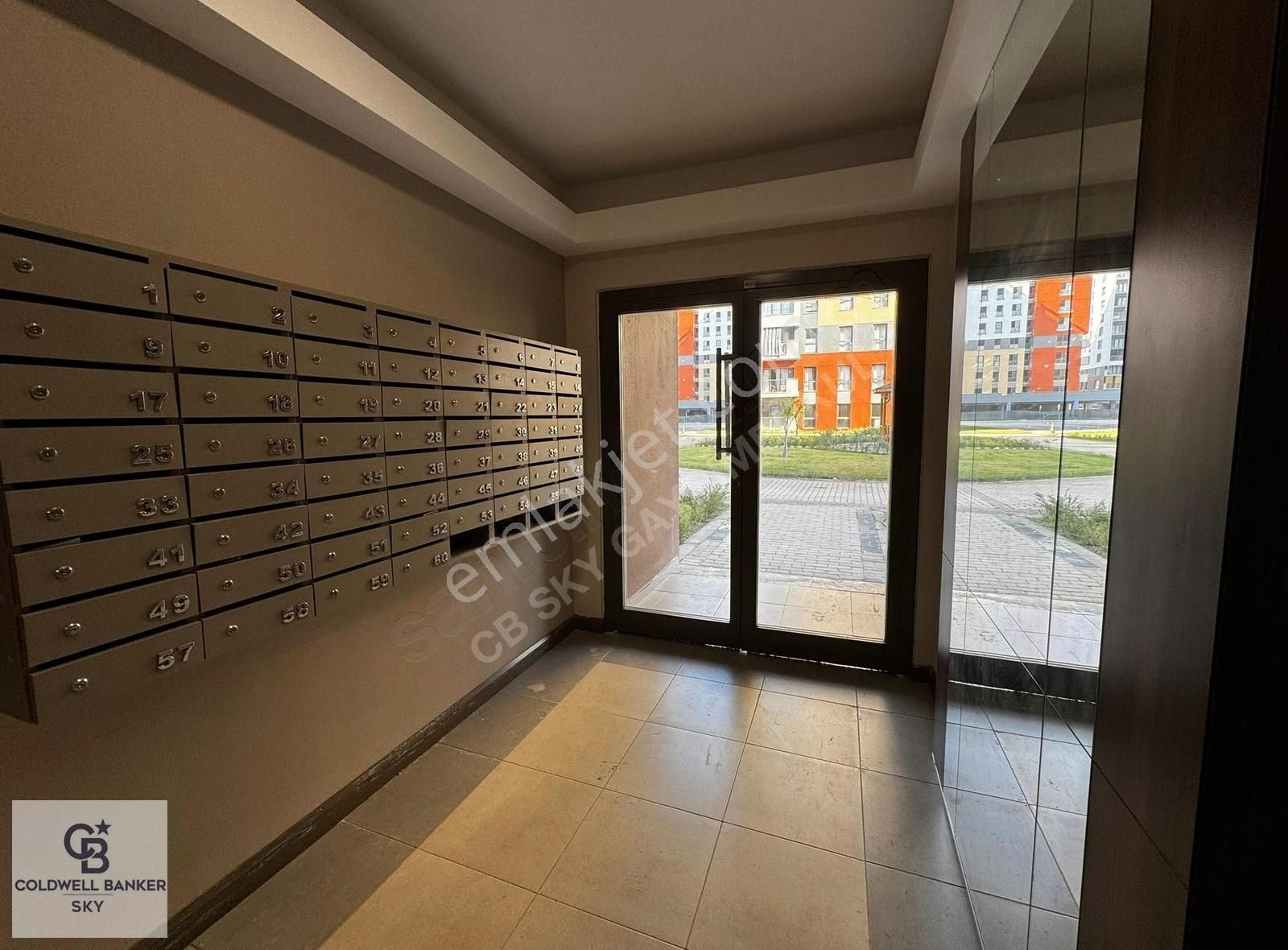 Suryapı'da Oturuma Hazır 2+1 106 M2 ''fırsat'' Satılık Daire