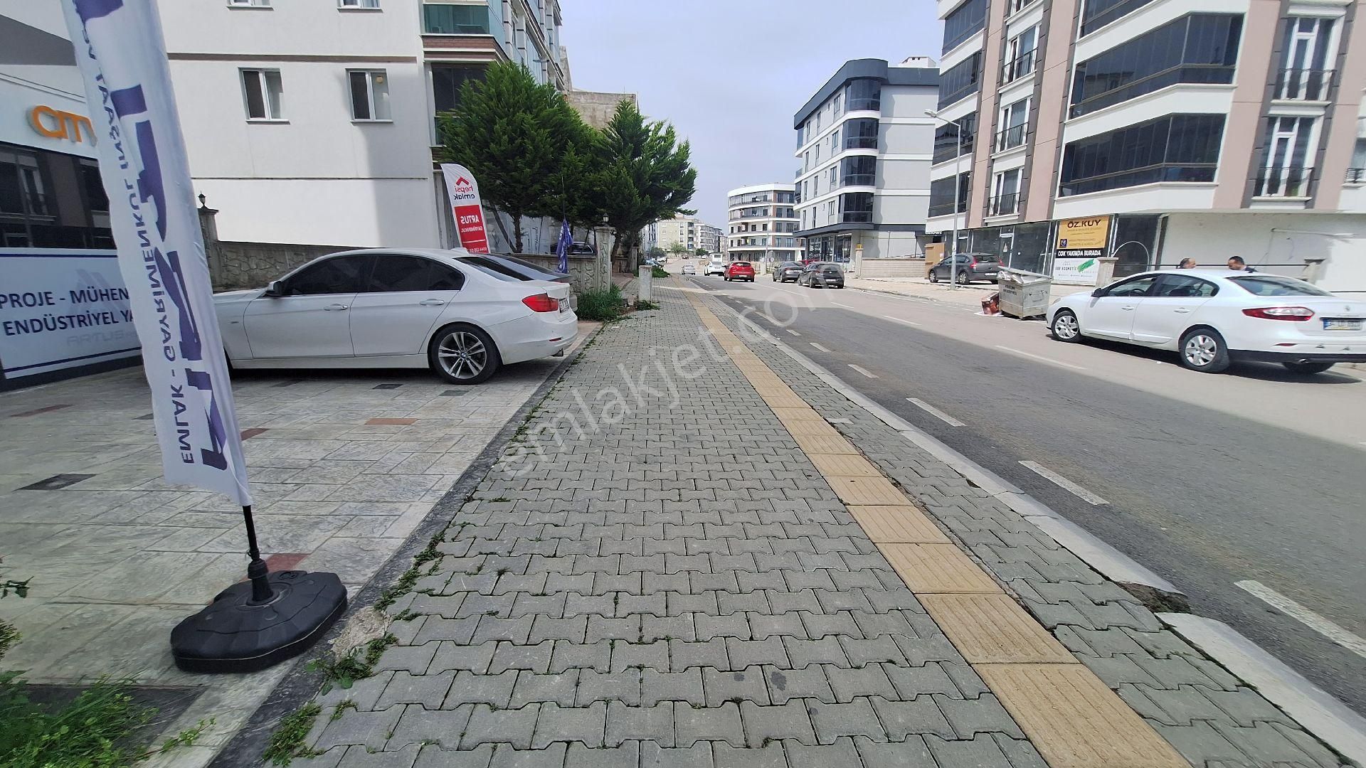 Atakum'da Denize 50 Metre Mesafede Satılık 1+1 Daireler - Görsel 3