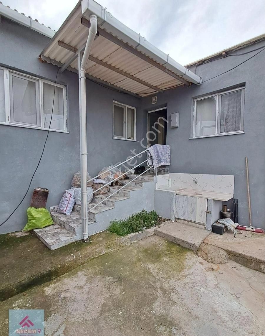 Balıkesir Bandırma Erikli Köyü 2+1 Satılık Müstakil Köy Evi