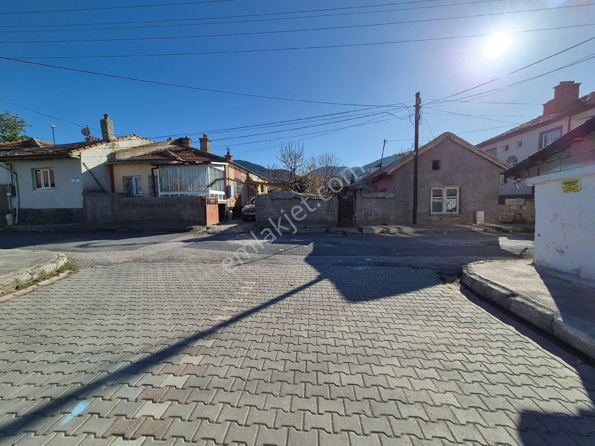 Yeni Mahallede Satılık 4 Adet Müstakil Ev - Görsel 2