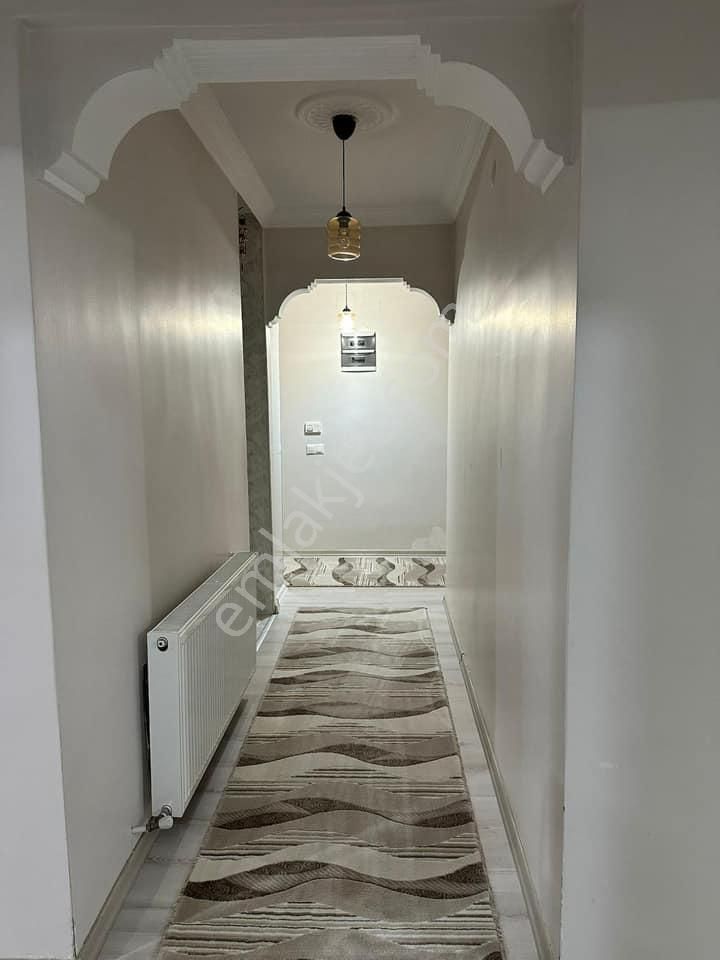 Tc Emlaktan Satılık 3+1 135 M2 Doğalgazlı Sıfır Gibi Daire