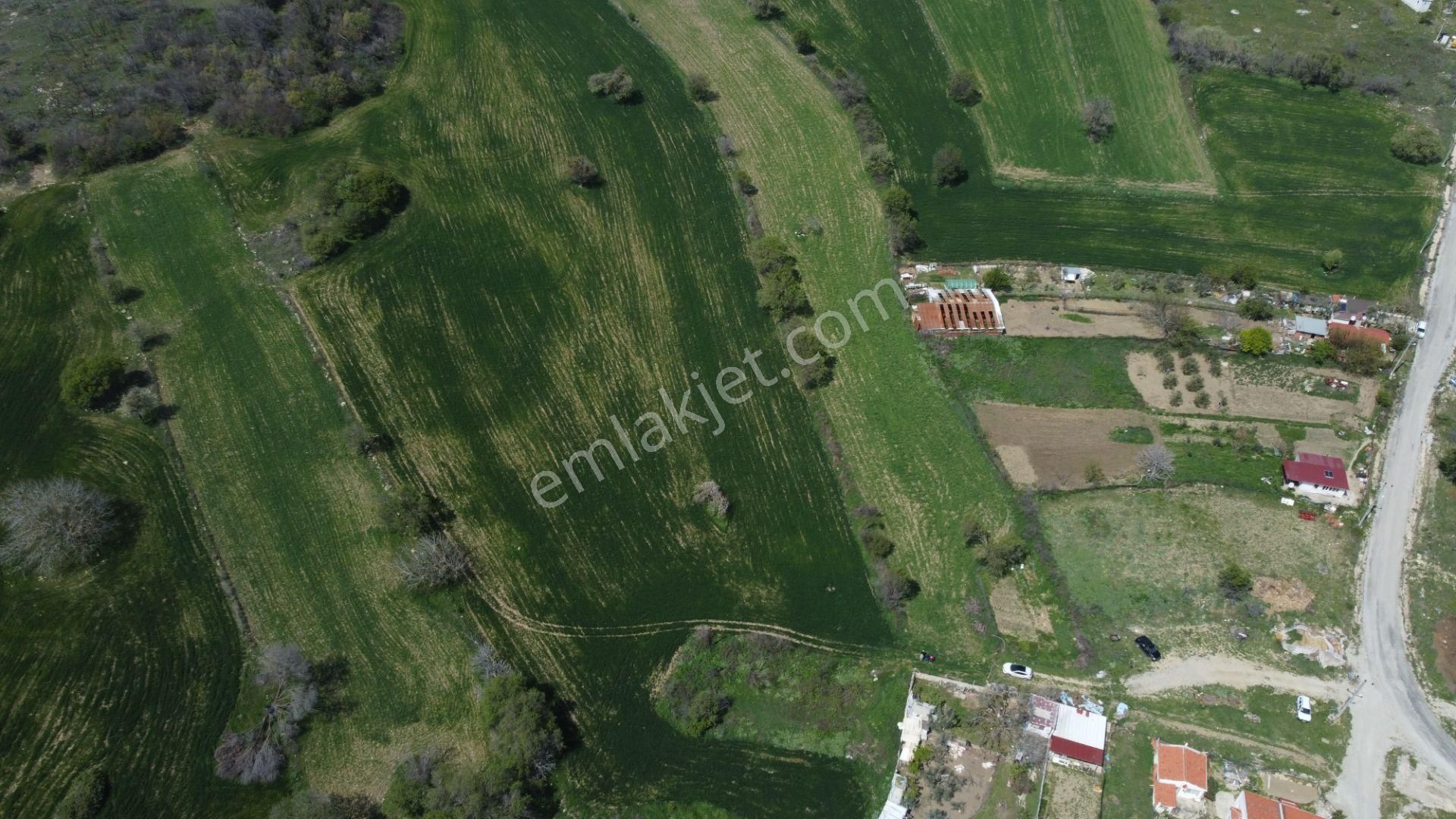 Çanakkale Merkez Ulupınar Köyünde Satılık 7500 M2 Arsa - Görsel 22