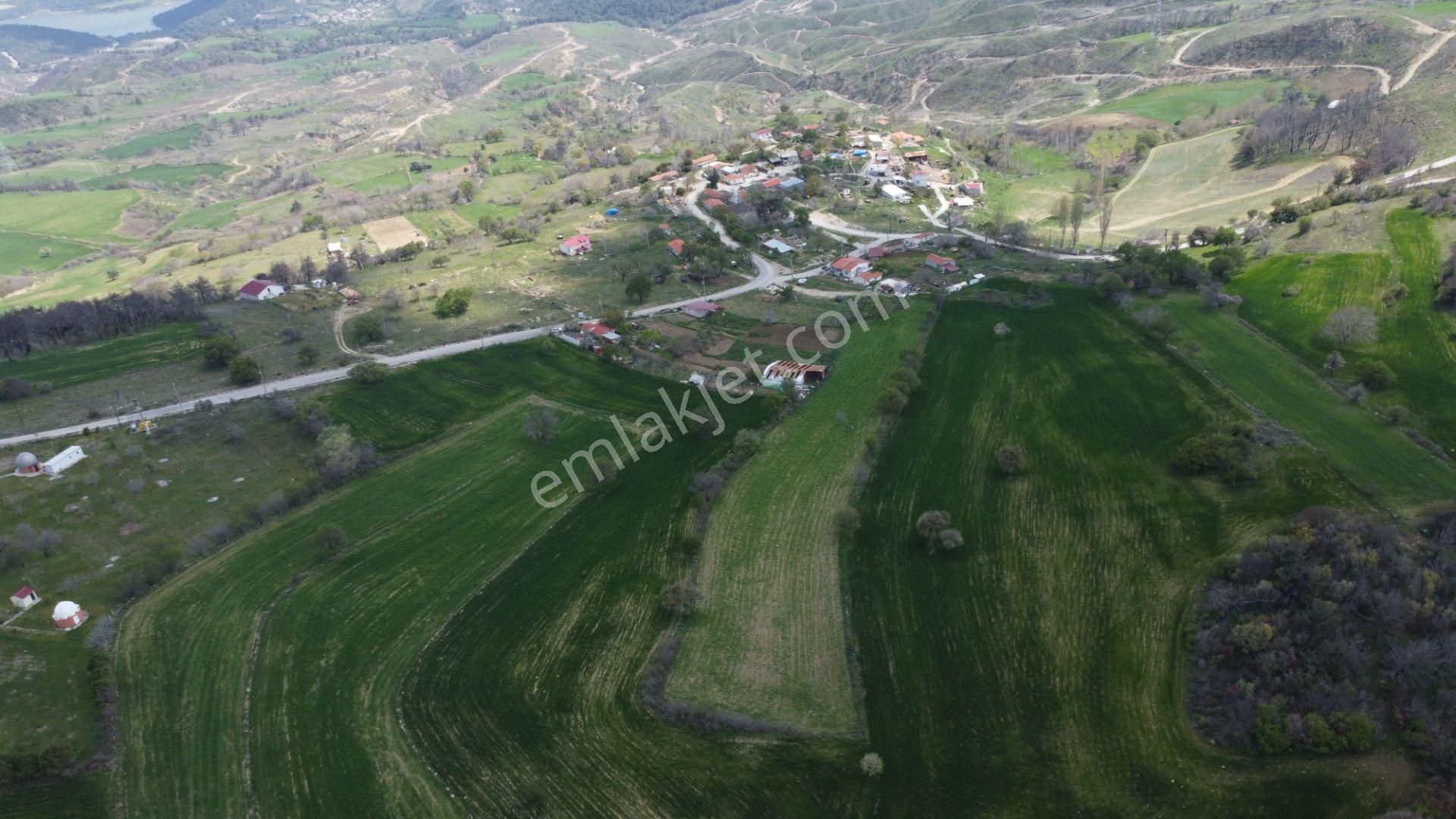 Çanakkale Merkez Ulupınar Köyünde Satılık 7500 M2 Arsa - Görsel 4
