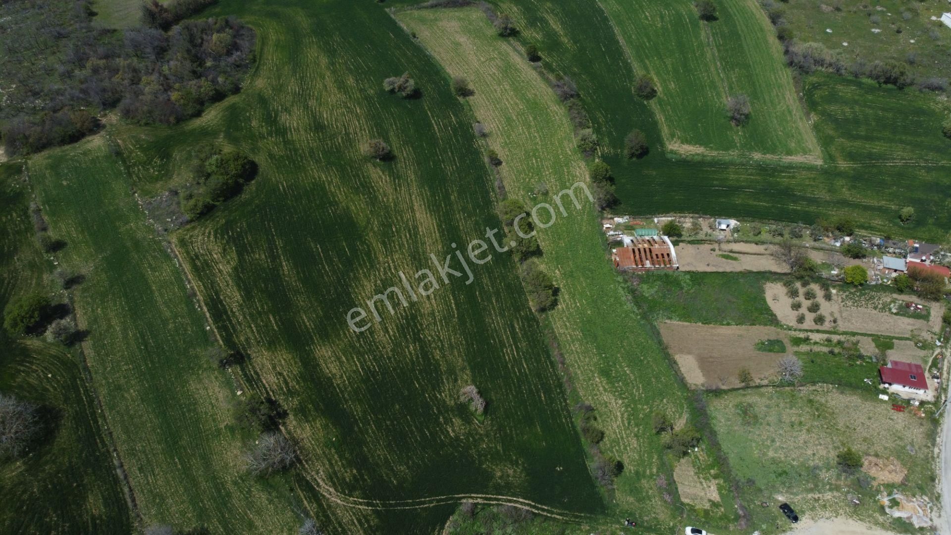 Çanakkale Merkez Ulupınar Köyünde Satılık 7500 M2 Arsa - Görsel 24