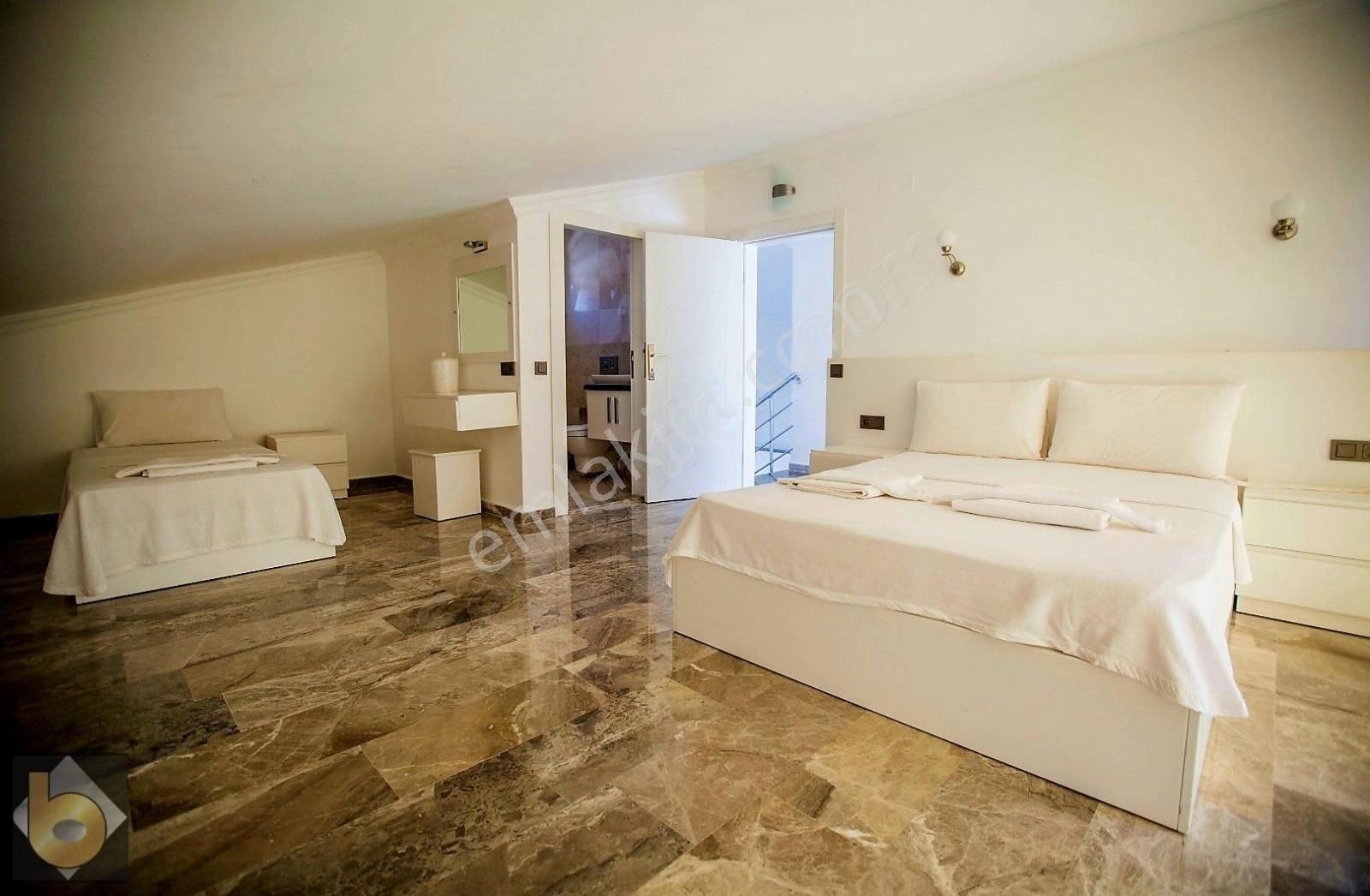 Antalya Kaş Kalkan'da Satılık 6+1 Müstakil Havuzlu Villa - Görsel 3