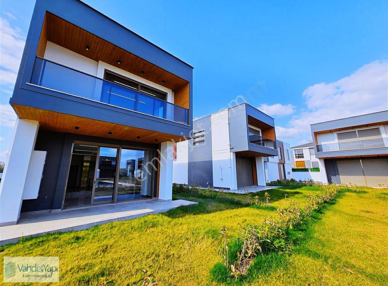 Vahdet'ten Güre'de Harika Lokasyonda Tasarım Mimari Villalar !!! - Görsel 18