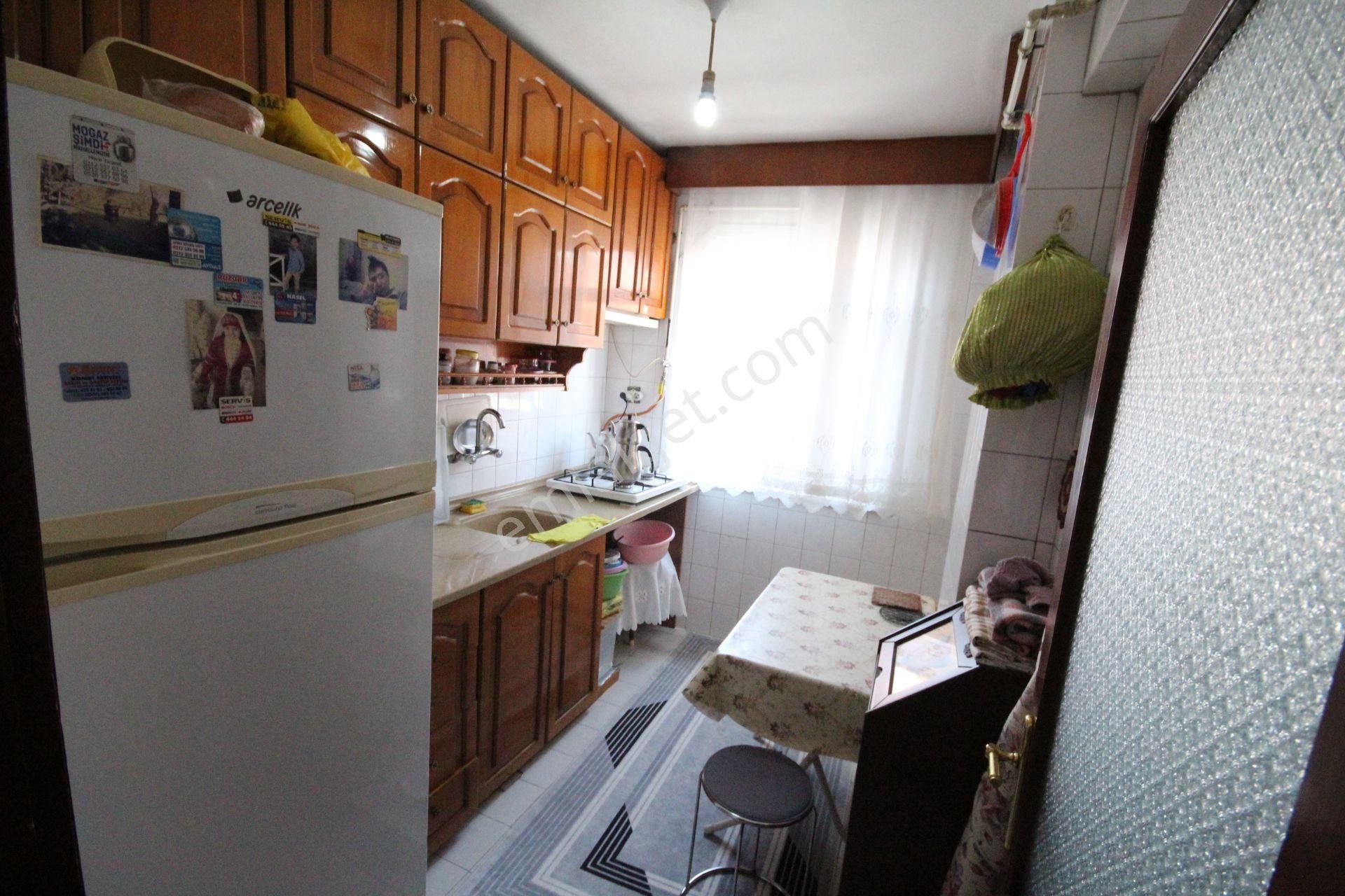 Old City'den Beyaz Konaklar Yanı 1994 Yapımı 4+1 5.kat Dublex Fırsat Teraslı Daire. - Görsel 10