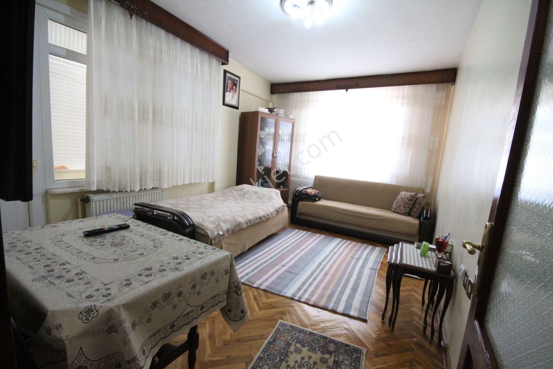 Old City'den Beyaz Konaklar Yanı 1994 Yapımı 4+1 5.kat Dublex Fırsat Teraslı Daire. - Görsel 14