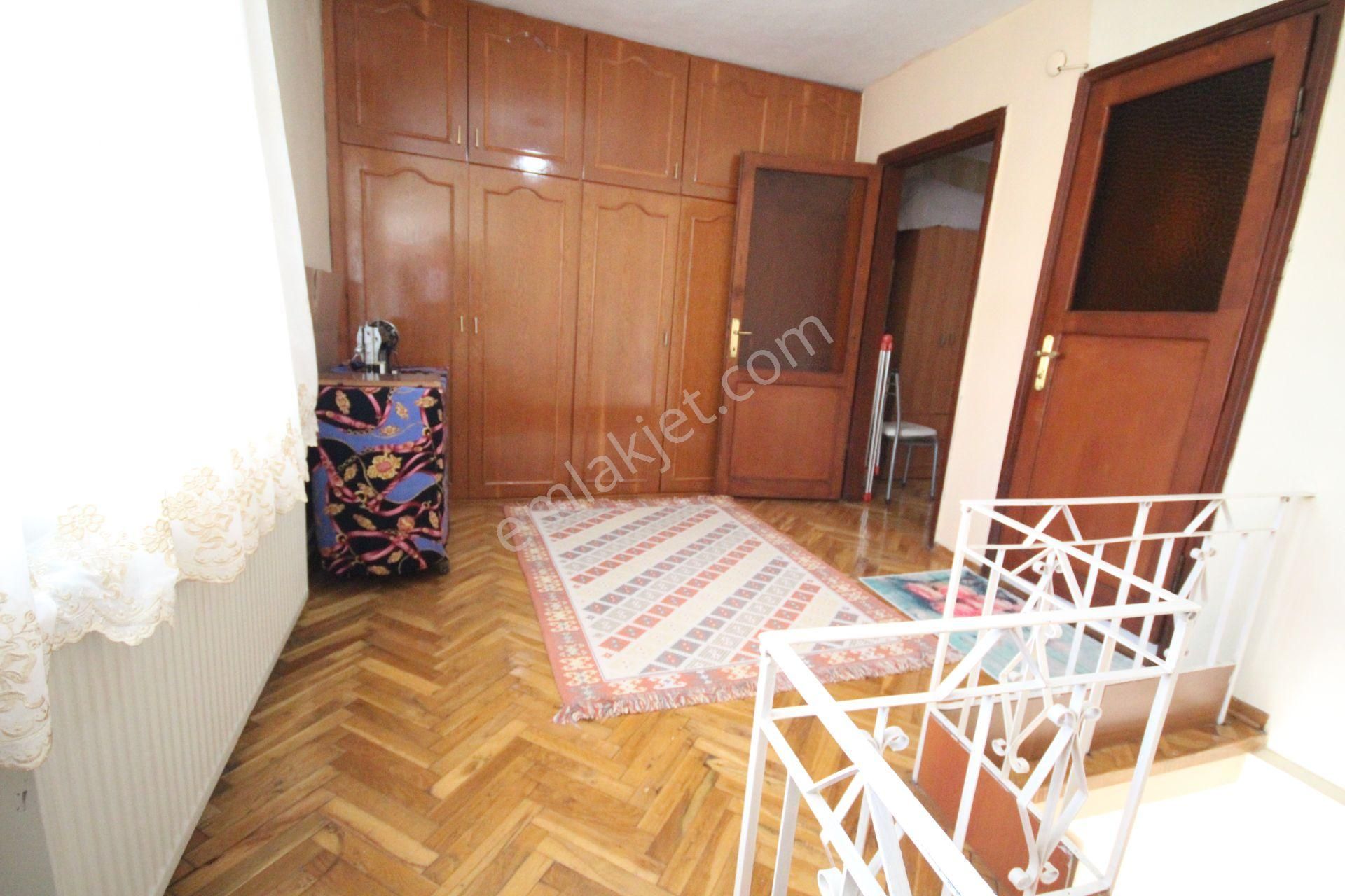 Old City'den Beyaz Konaklar Yanı 1994 Yapımı 4+1 5.kat Dublex Fırsat Teraslı Daire. - Görsel 19