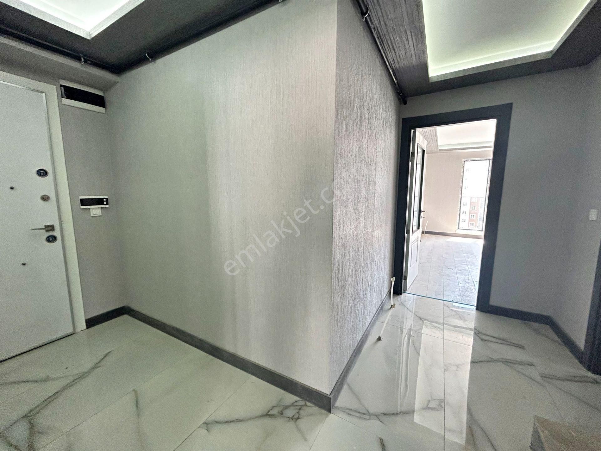 2+1 Sıfır Harika Lokasyonda Teras Balkonlu Asansörlü Daire! - Görsel 20